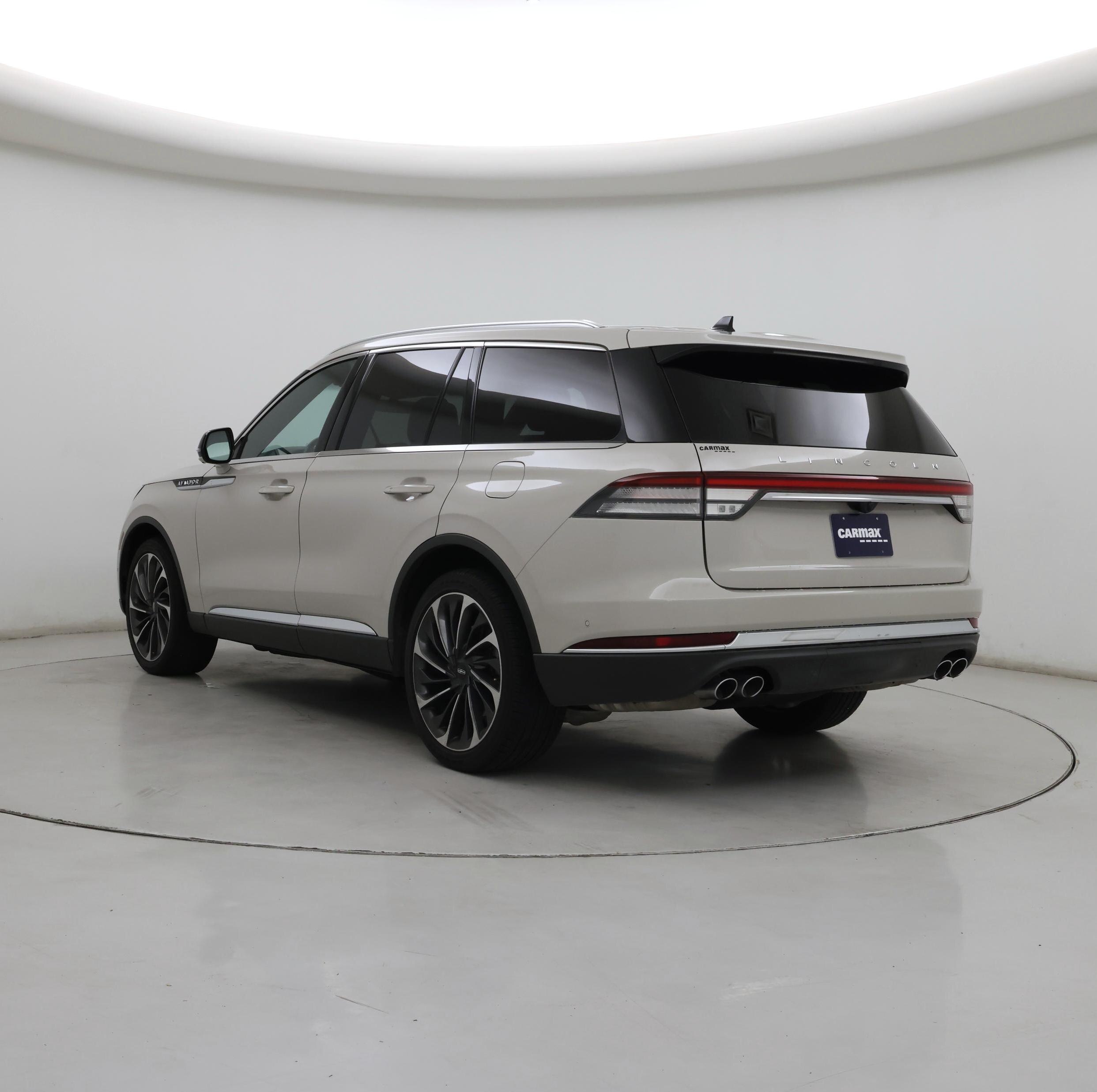 Thumbnail: 2022 Lincoln Aviator - 2