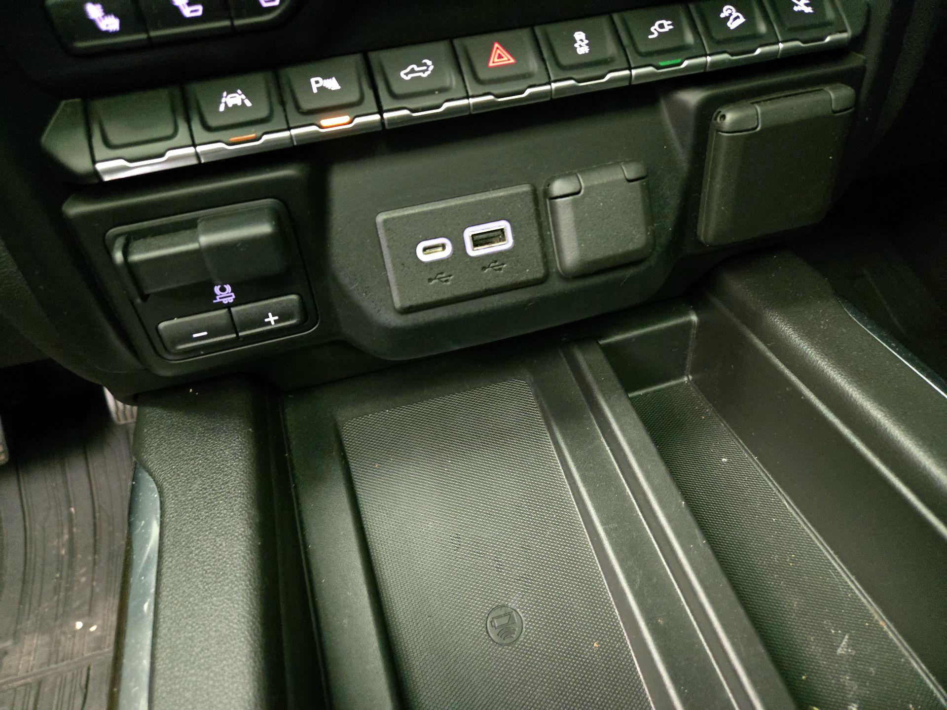 Thumbnail: 2022 GMC Sierra 1500 - 19