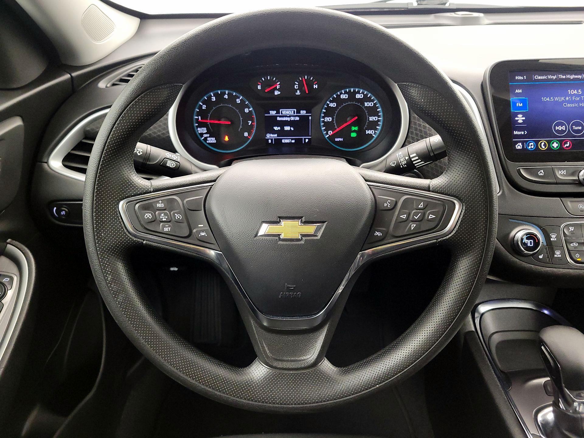 Thumbnail: 2024 Chevrolet Malibu - 10