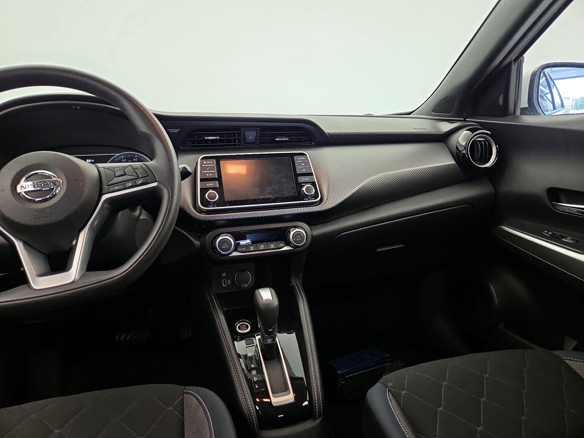 Thumbnail: 2018 Nissan Kicks - 9
