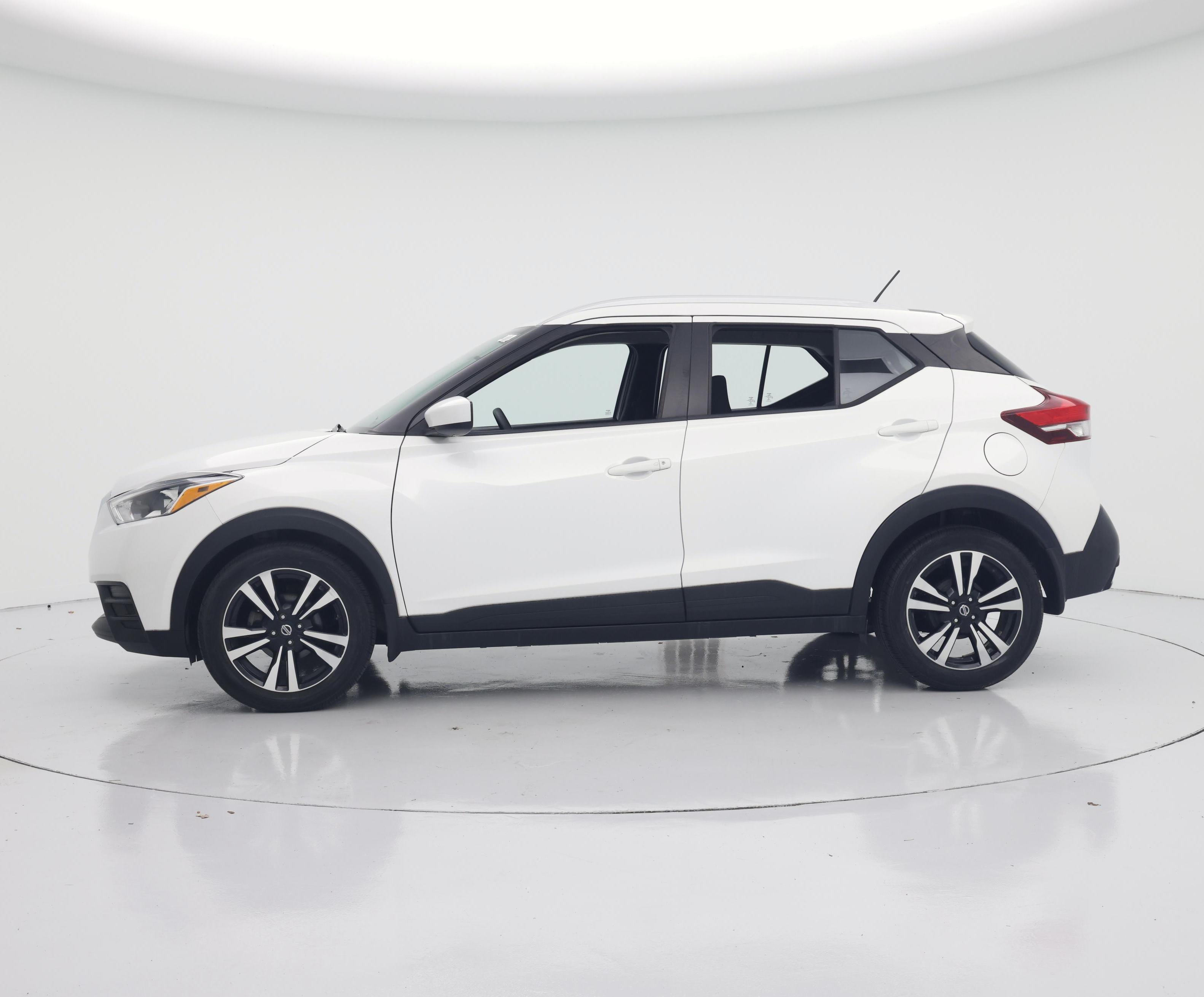 Thumbnail: 2018 Nissan Kicks - 3