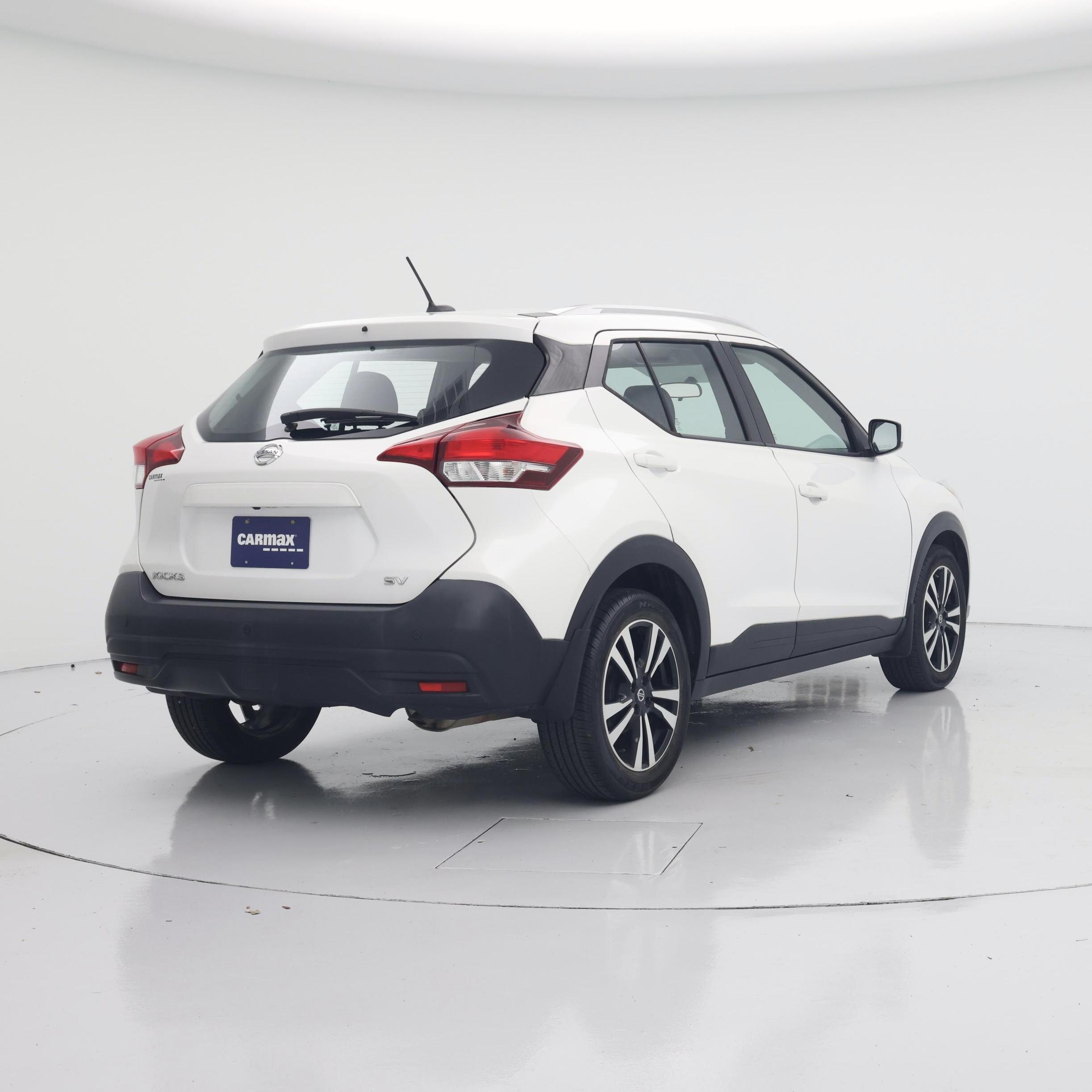 Thumbnail: 2018 Nissan Kicks - 8