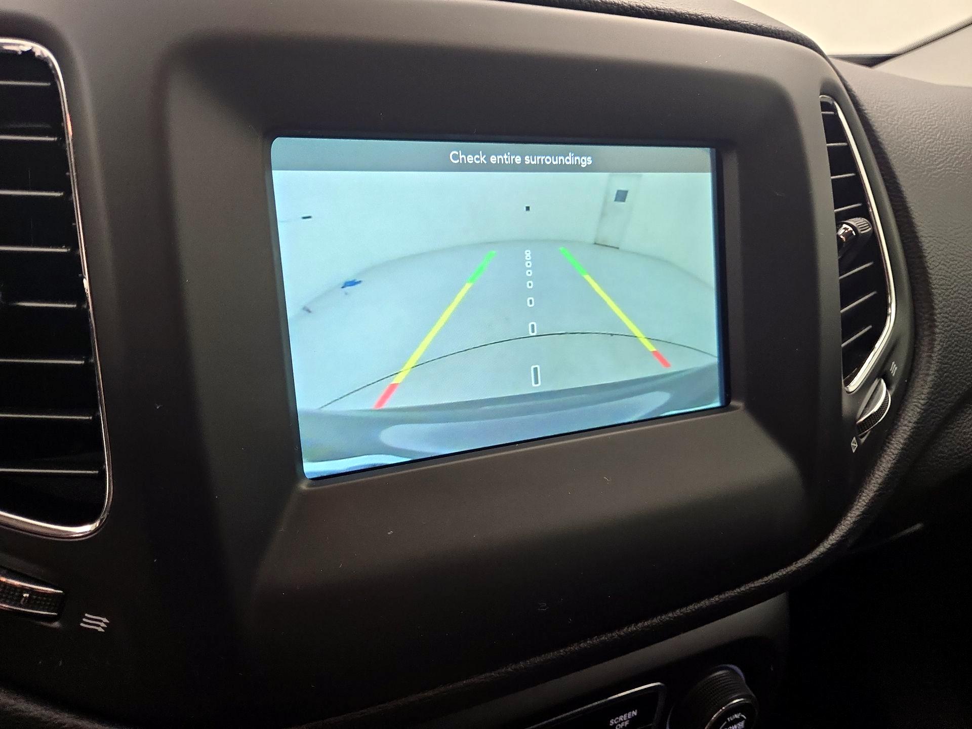 Thumbnail: 2019 Jeep Compass - 14