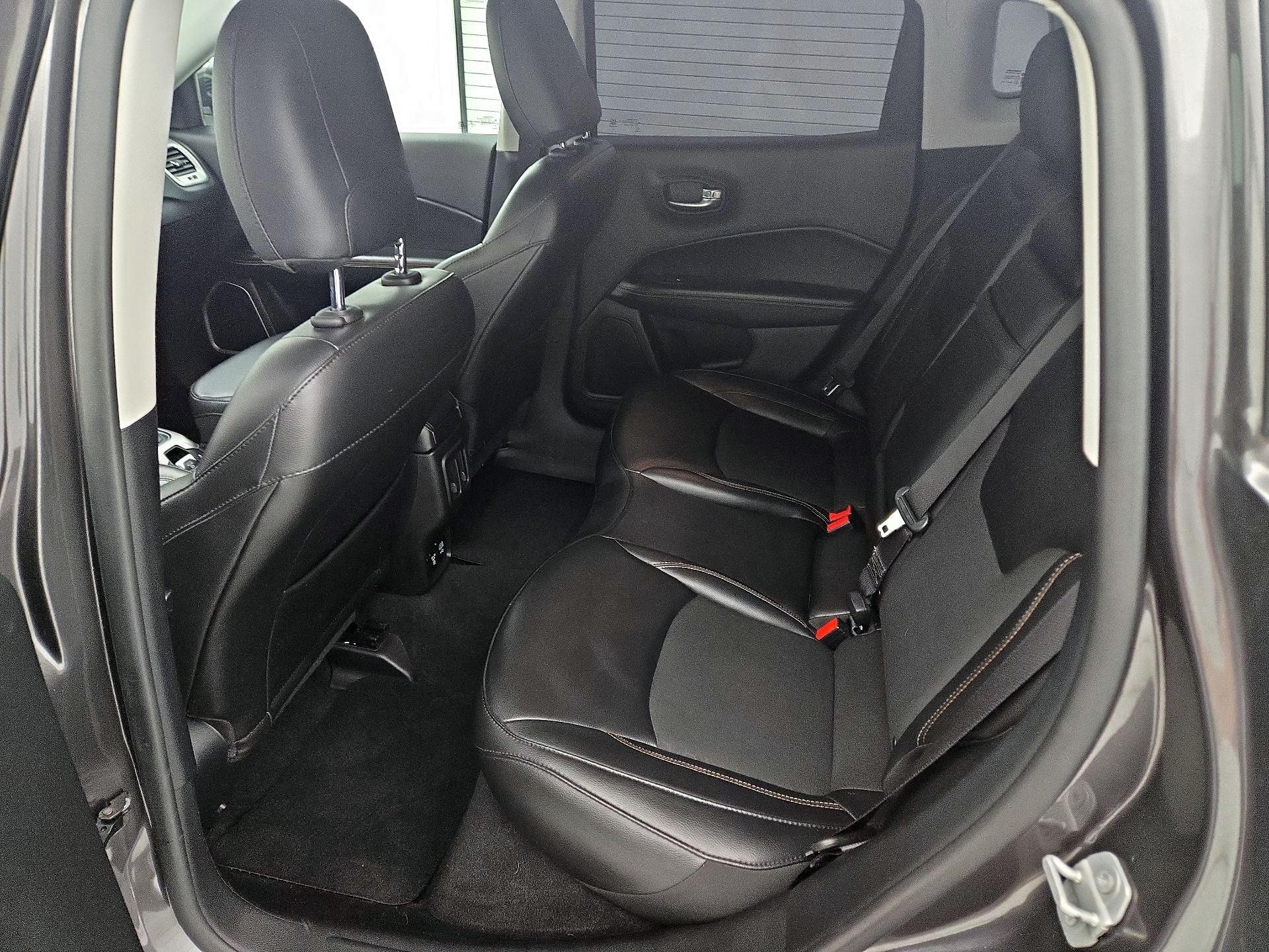 Thumbnail: 2019 Jeep Compass - 19