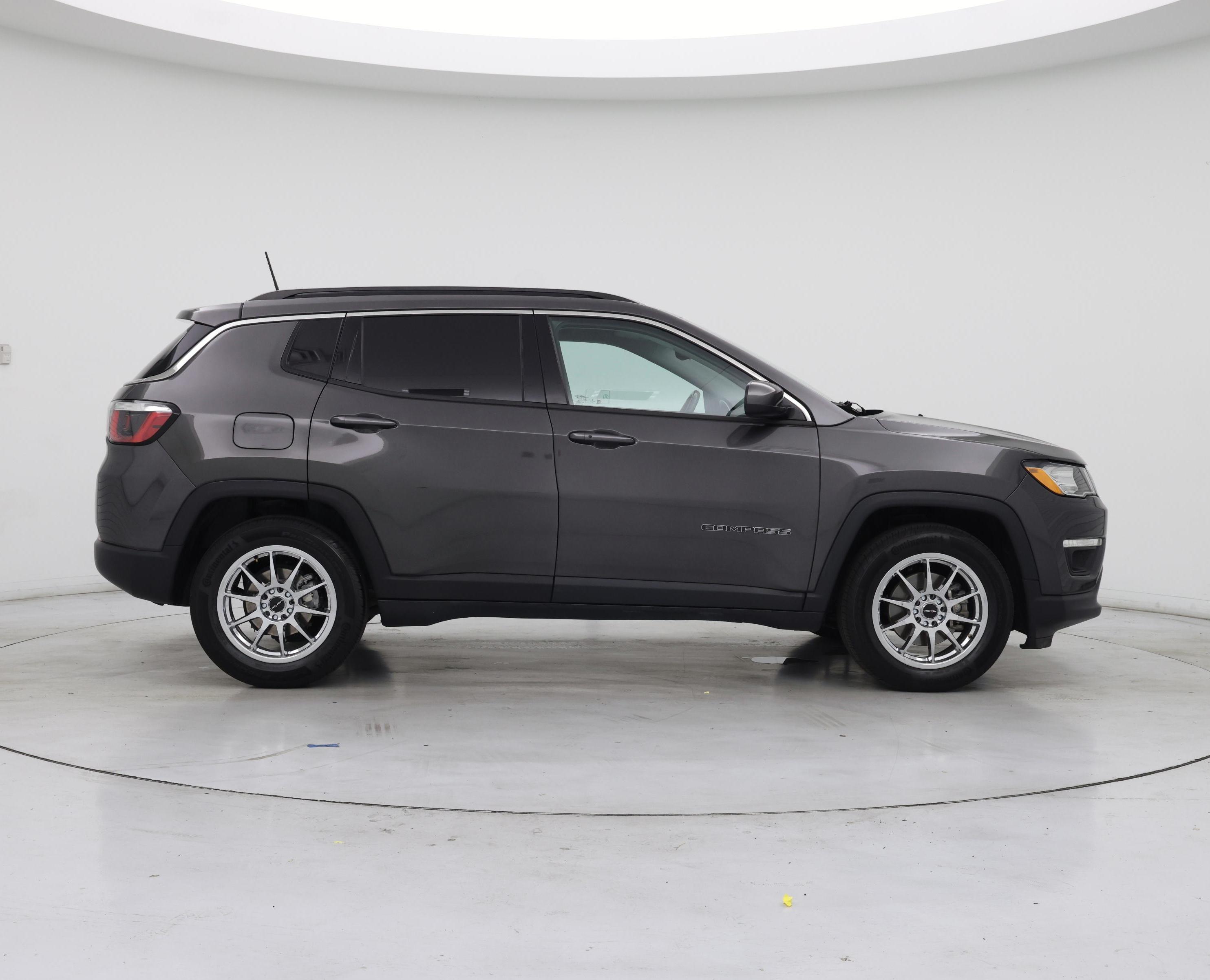 Thumbnail: 2019 Jeep Compass - 7