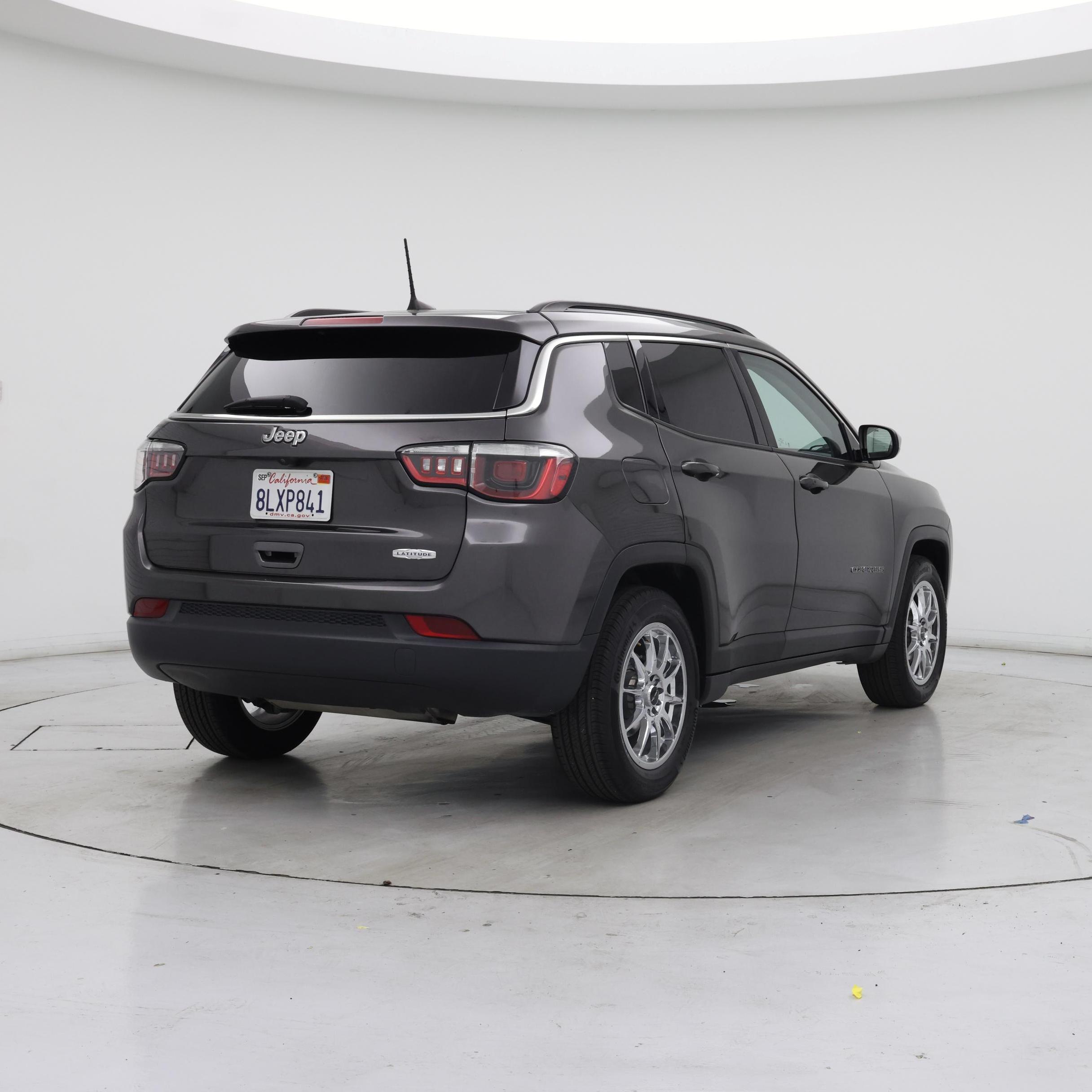 Thumbnail: 2019 Jeep Compass - 8