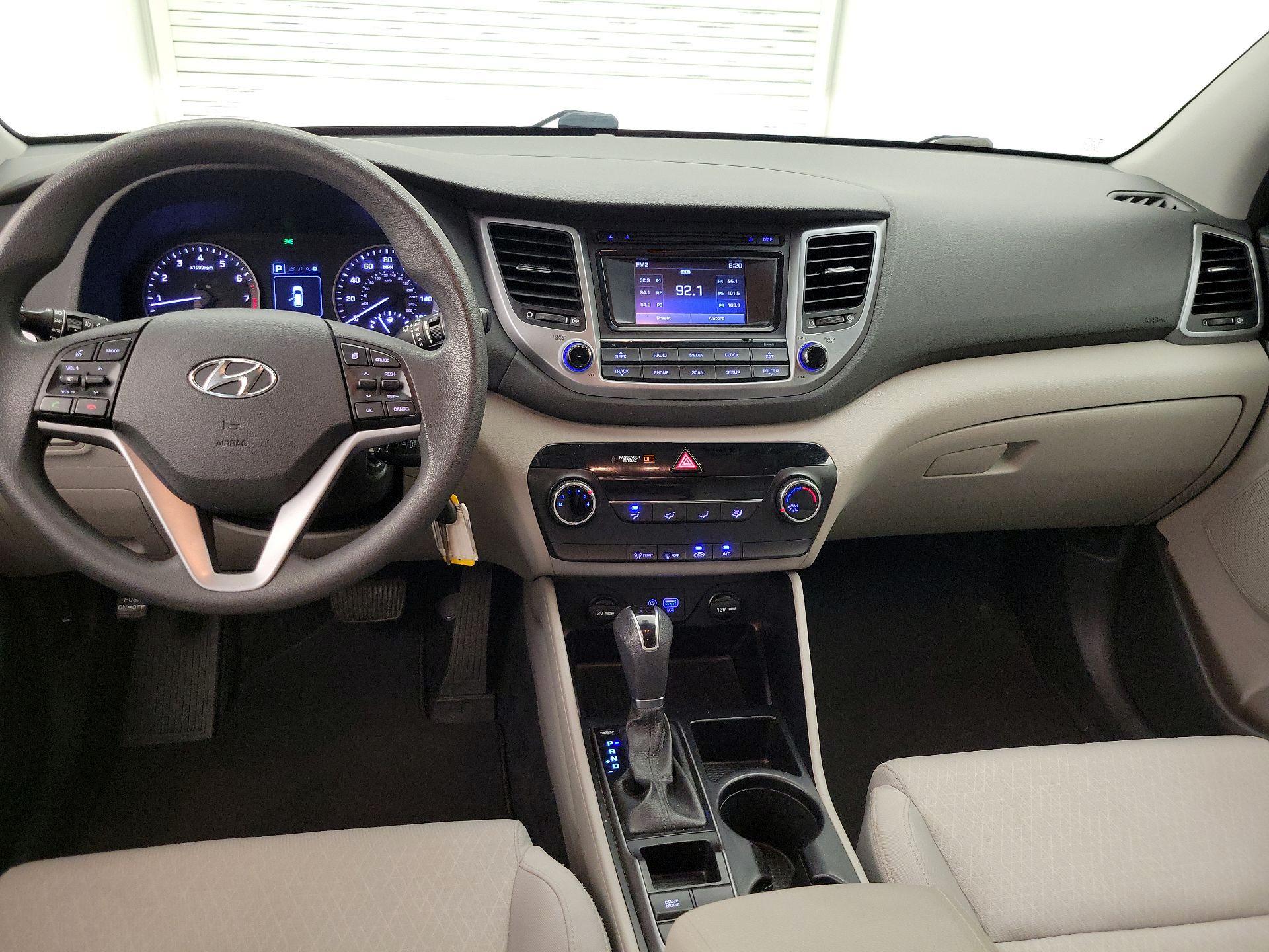 Thumbnail: 2017 Hyundai Tucson - 9