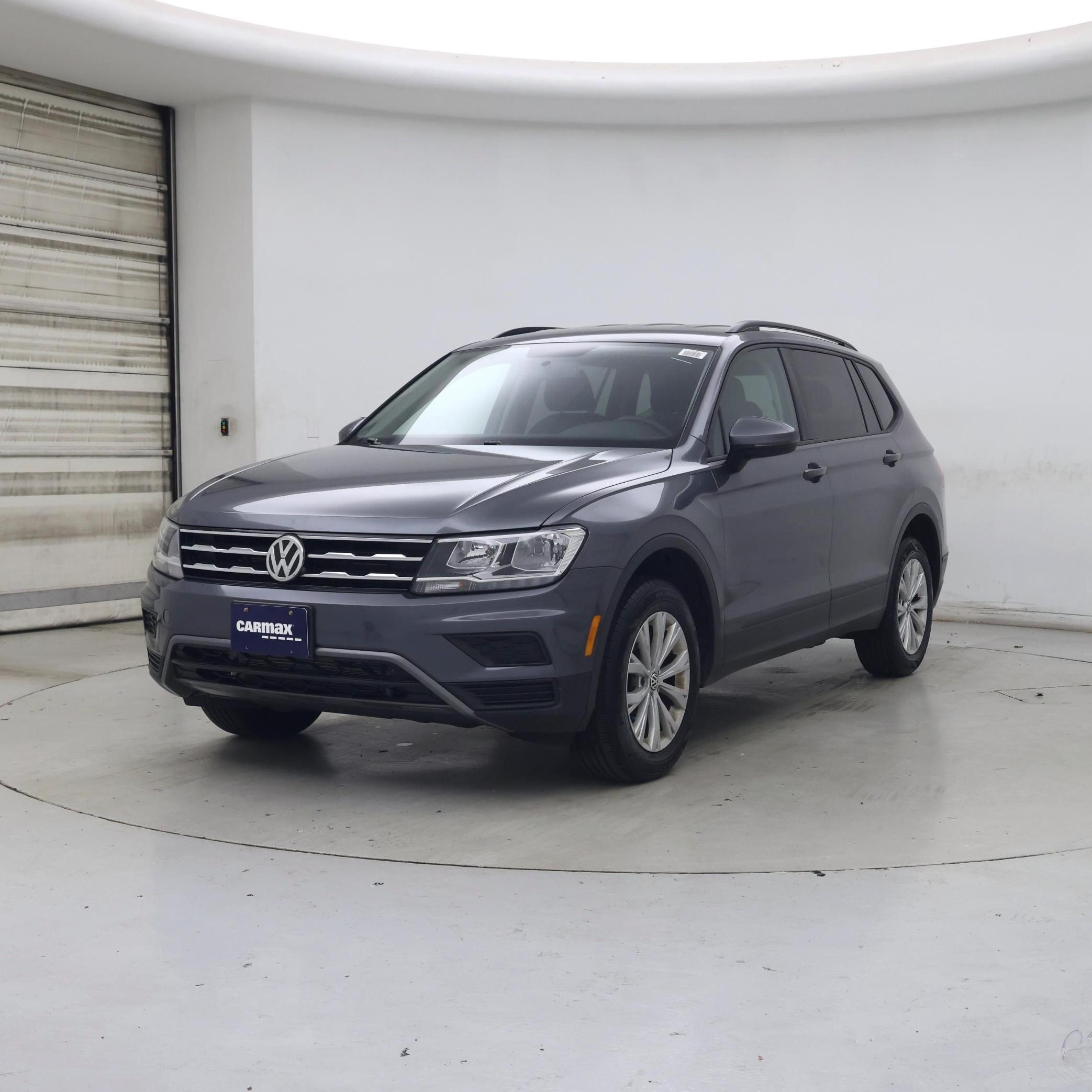 Thumbnail: 2020 Volkswagen Tiguan - 4