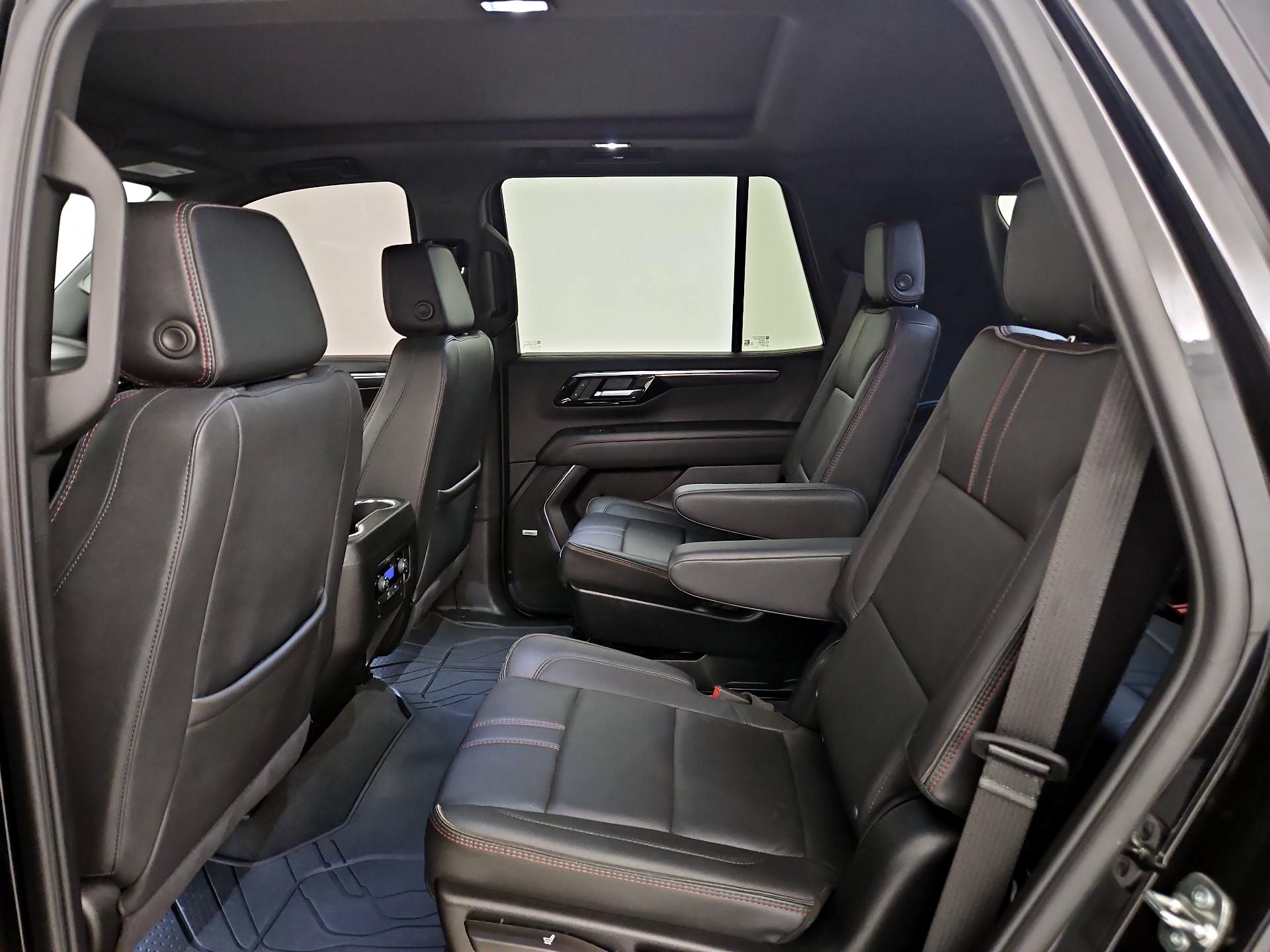 Thumbnail: 2025 Chevrolet Tahoe - 18