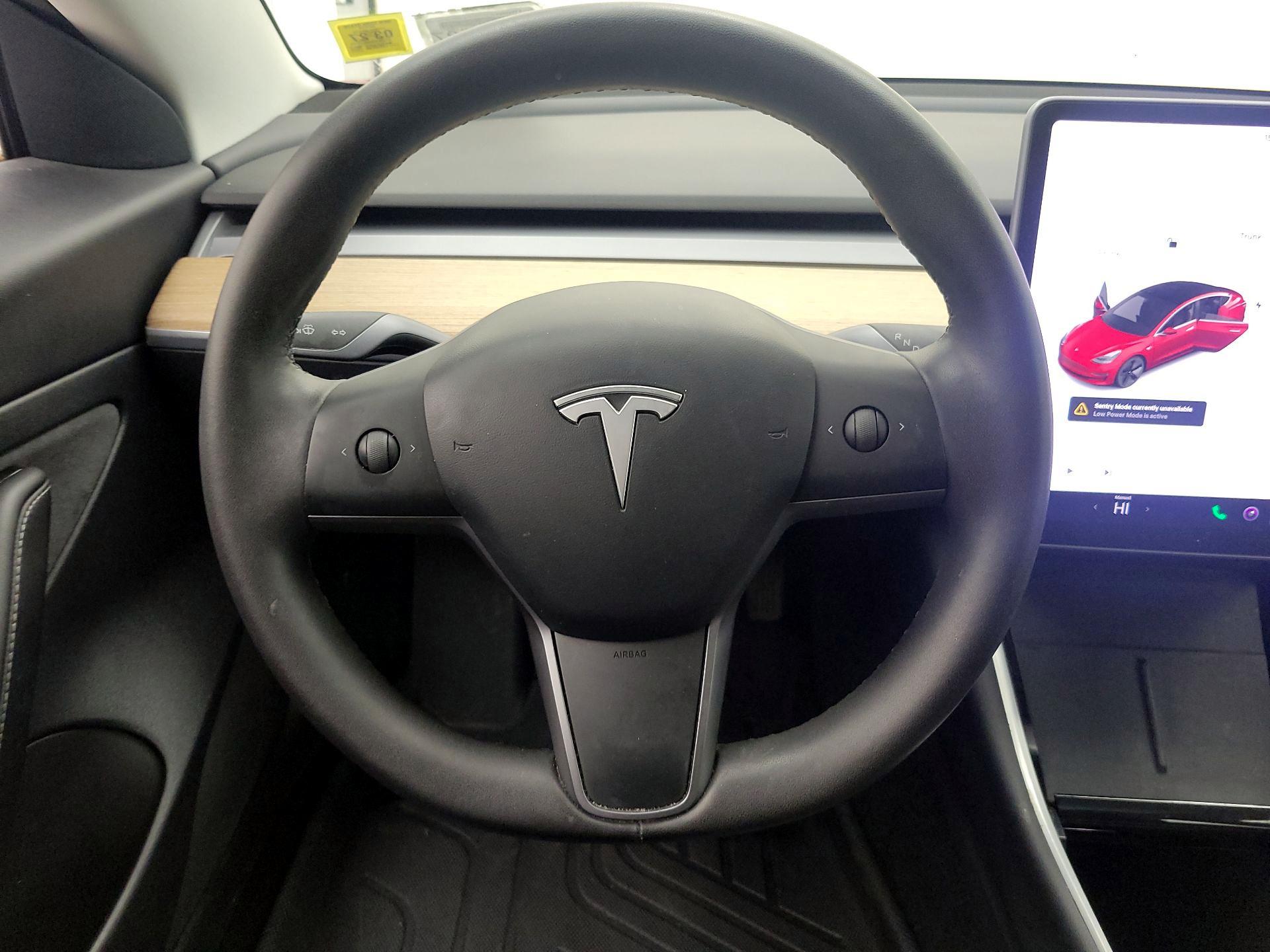 Thumbnail: 2020 Tesla Model 3 - 10