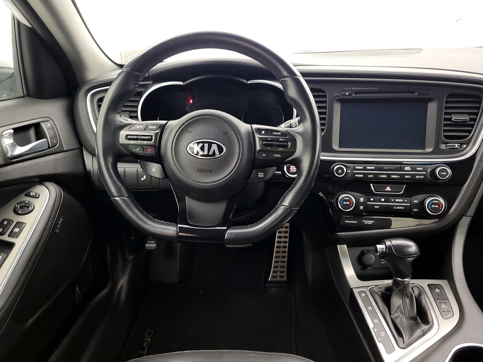 Thumbnail: 2015 Kia Optima - 10