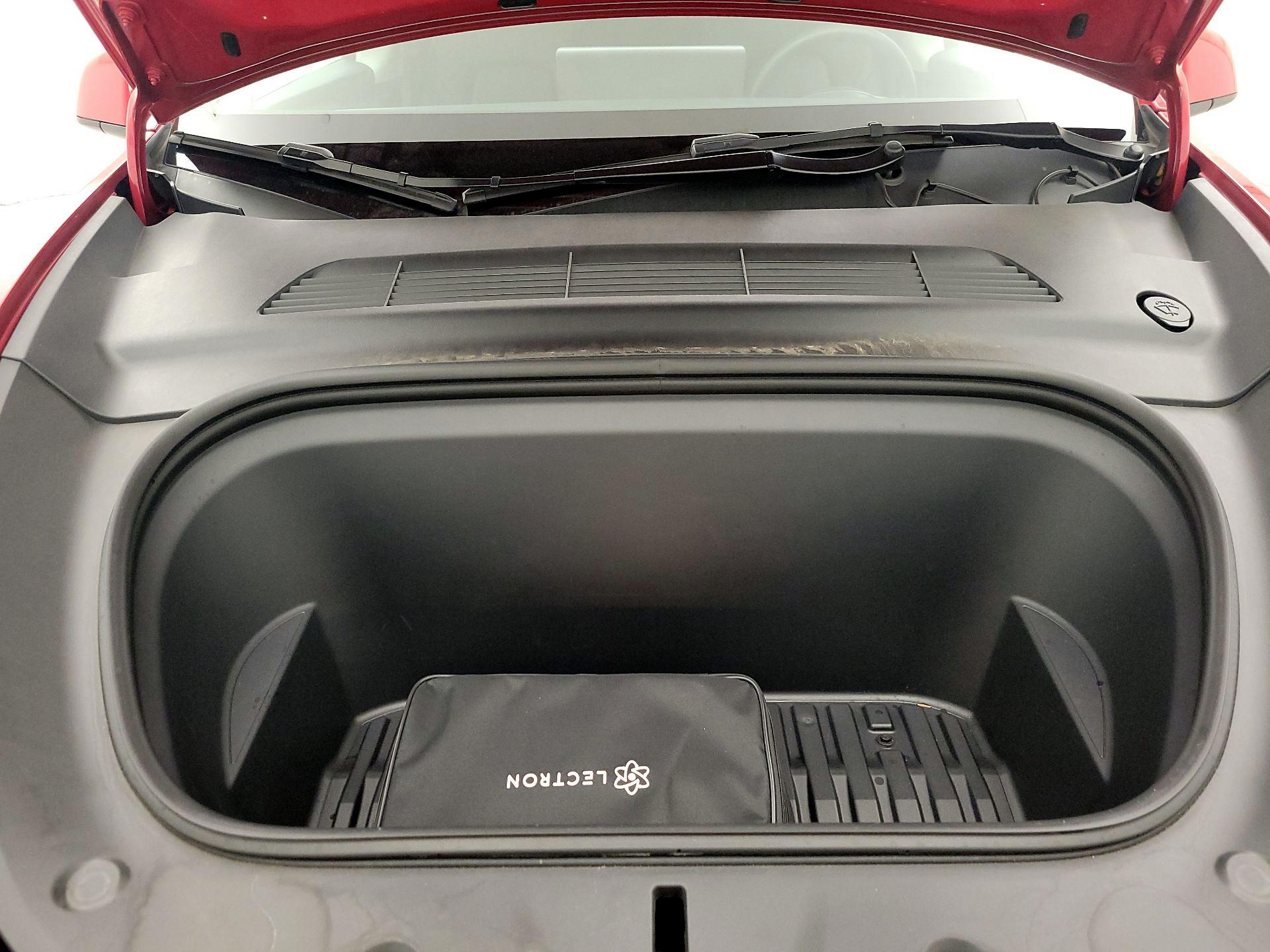 Thumbnail: 2022 Tesla Model Y - 20