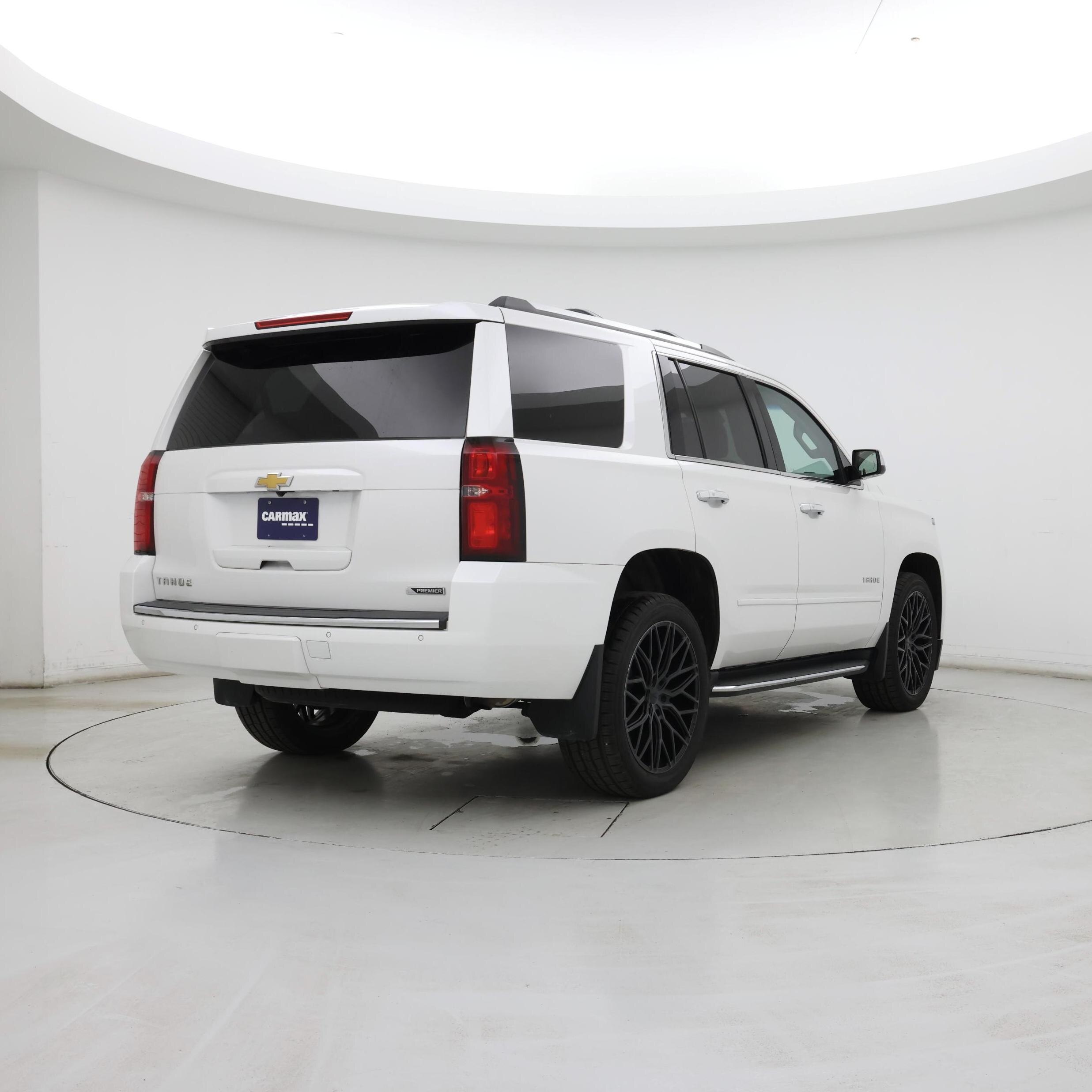 Thumbnail: 2018 Chevrolet Tahoe - 8