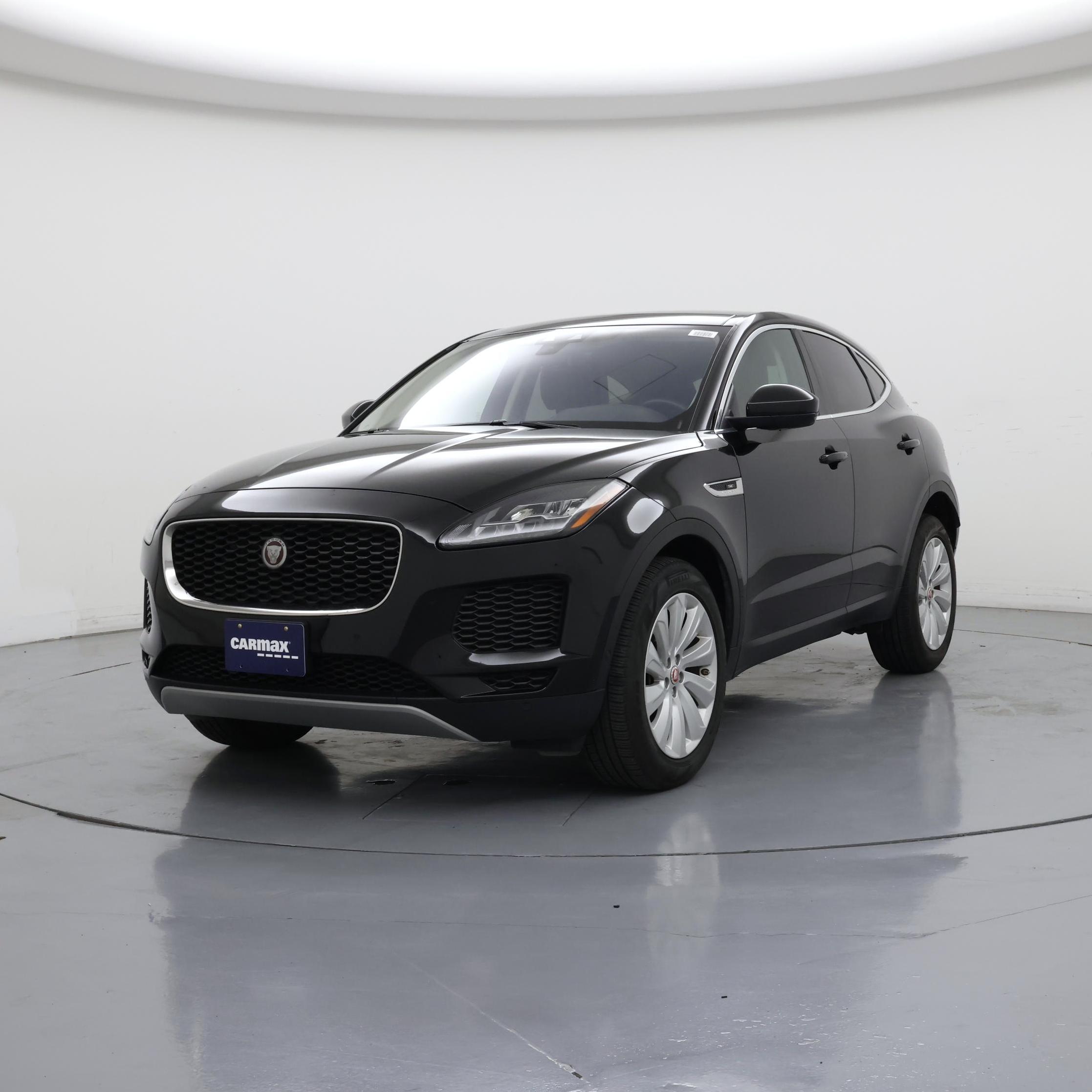 Thumbnail: 2019 Jaguar E-Pace - 4