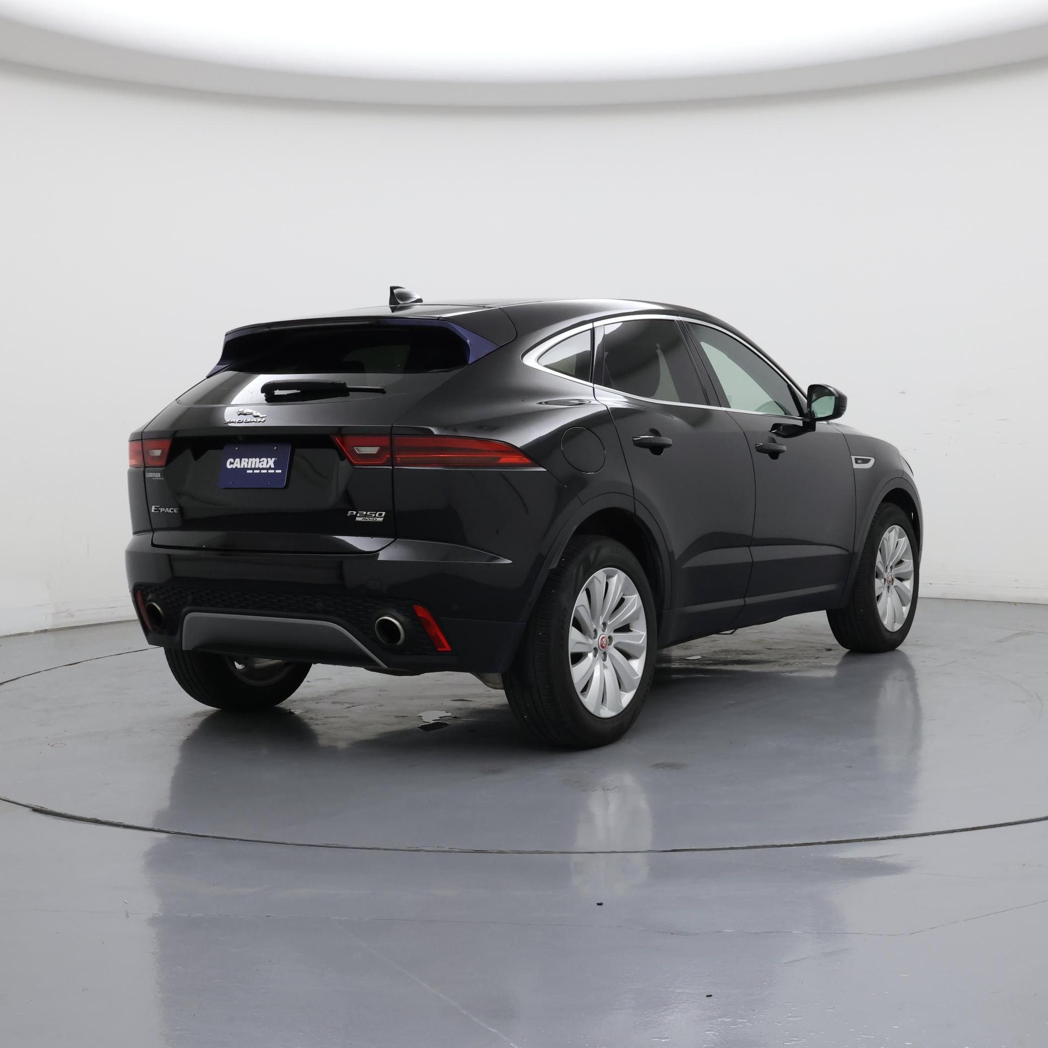 Thumbnail: 2019 Jaguar E-Pace - 8