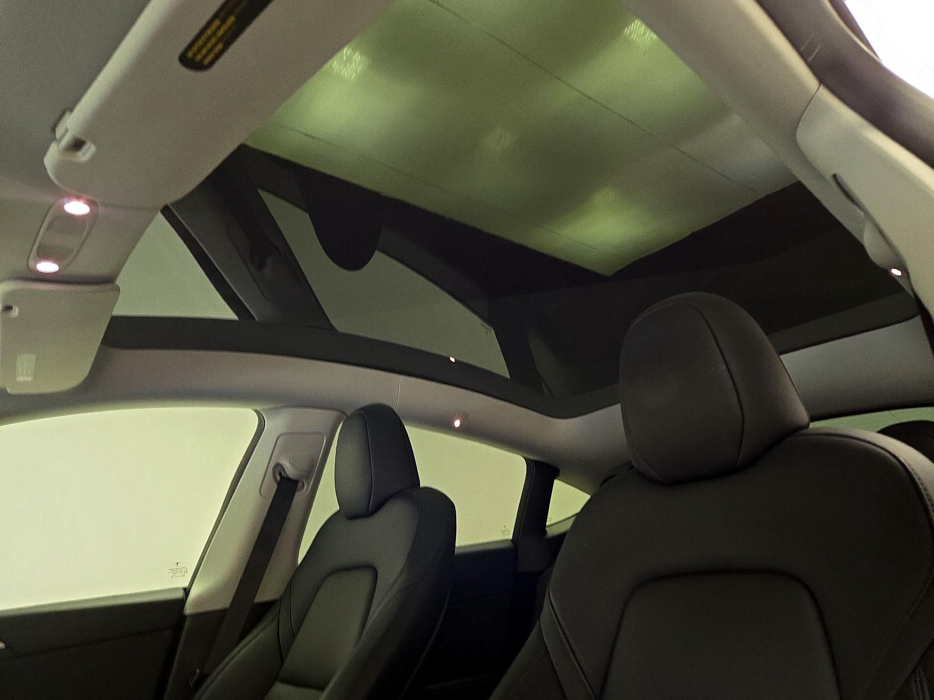Thumbnail: 2023 Tesla Model Y - 18