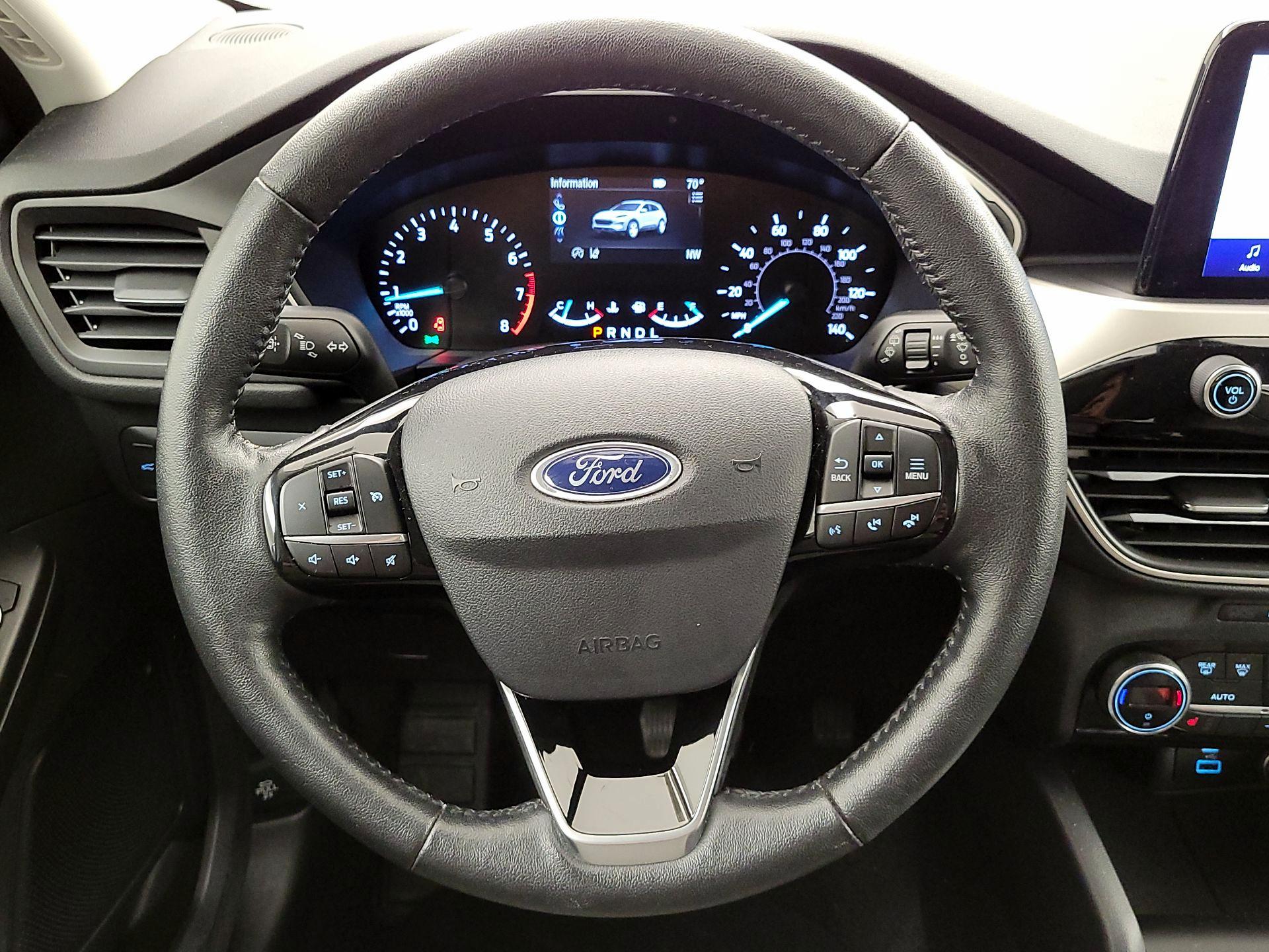 Thumbnail: 2021 Ford Escape - 10