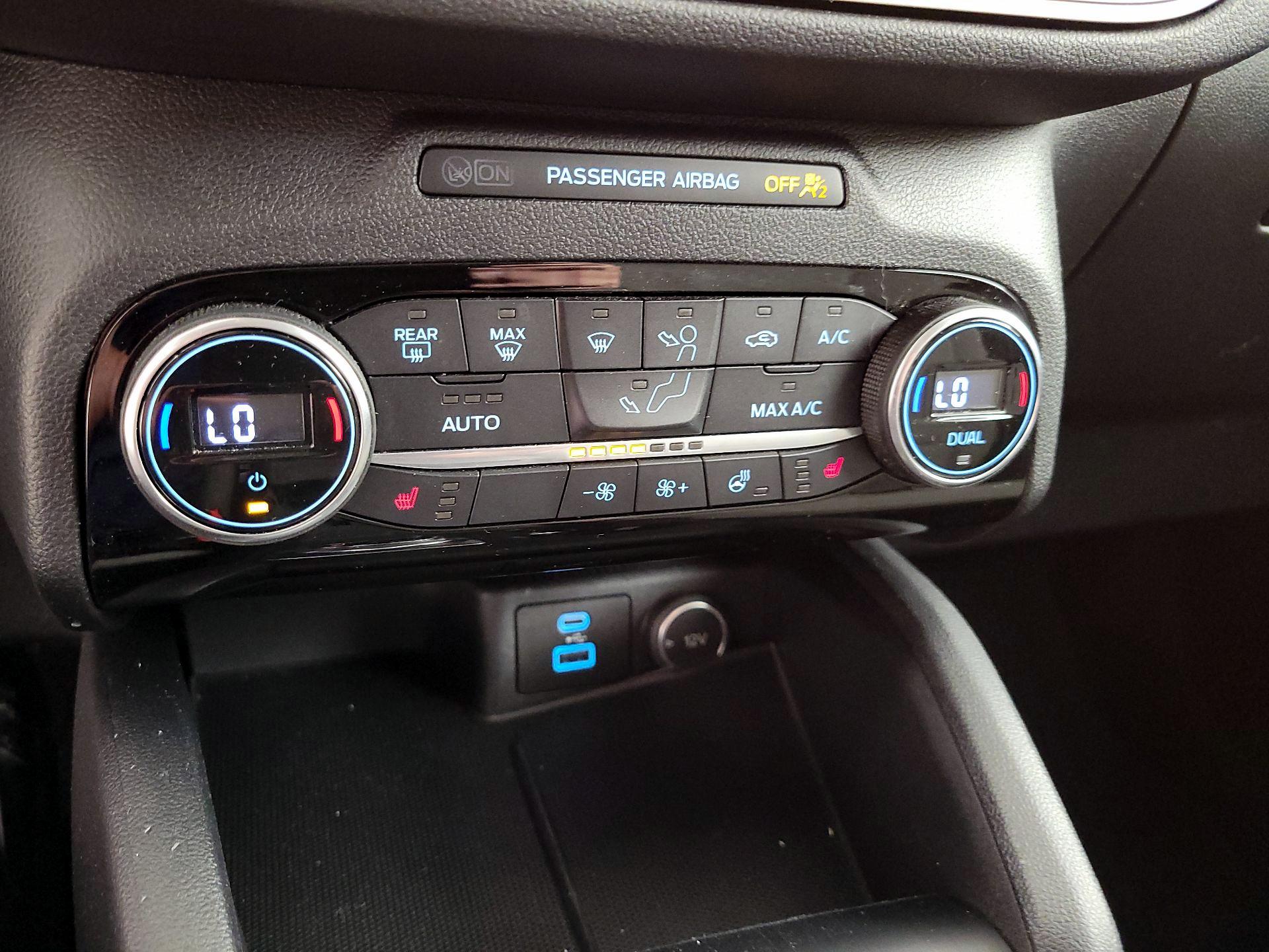 Thumbnail: 2021 Ford Escape - 16