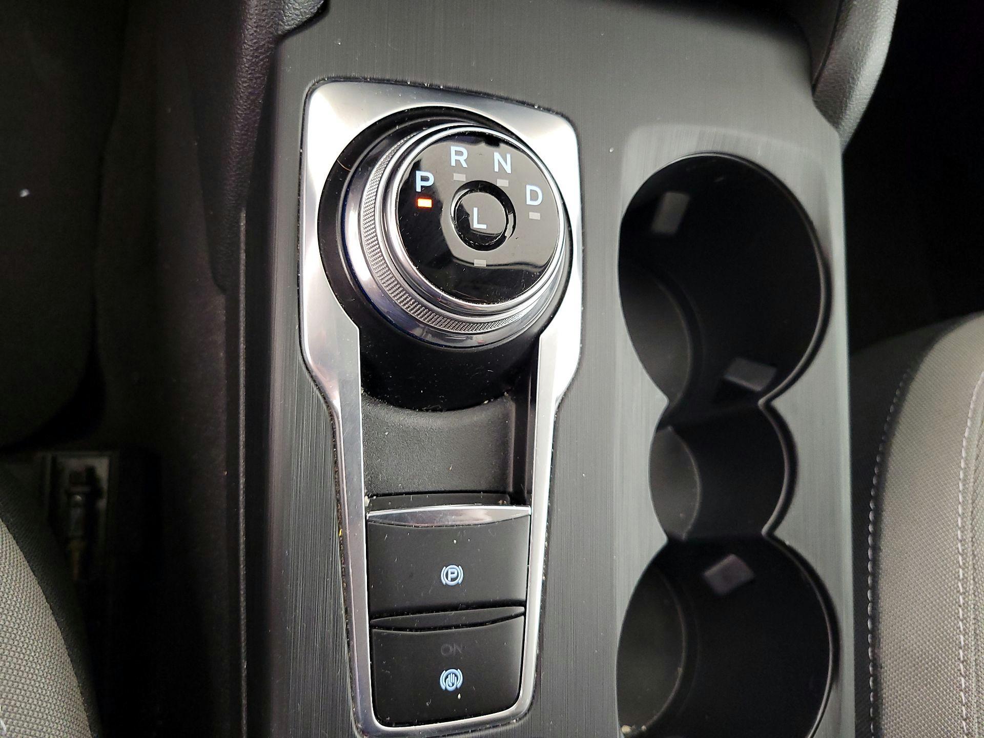 Thumbnail: 2021 Ford Escape - 17