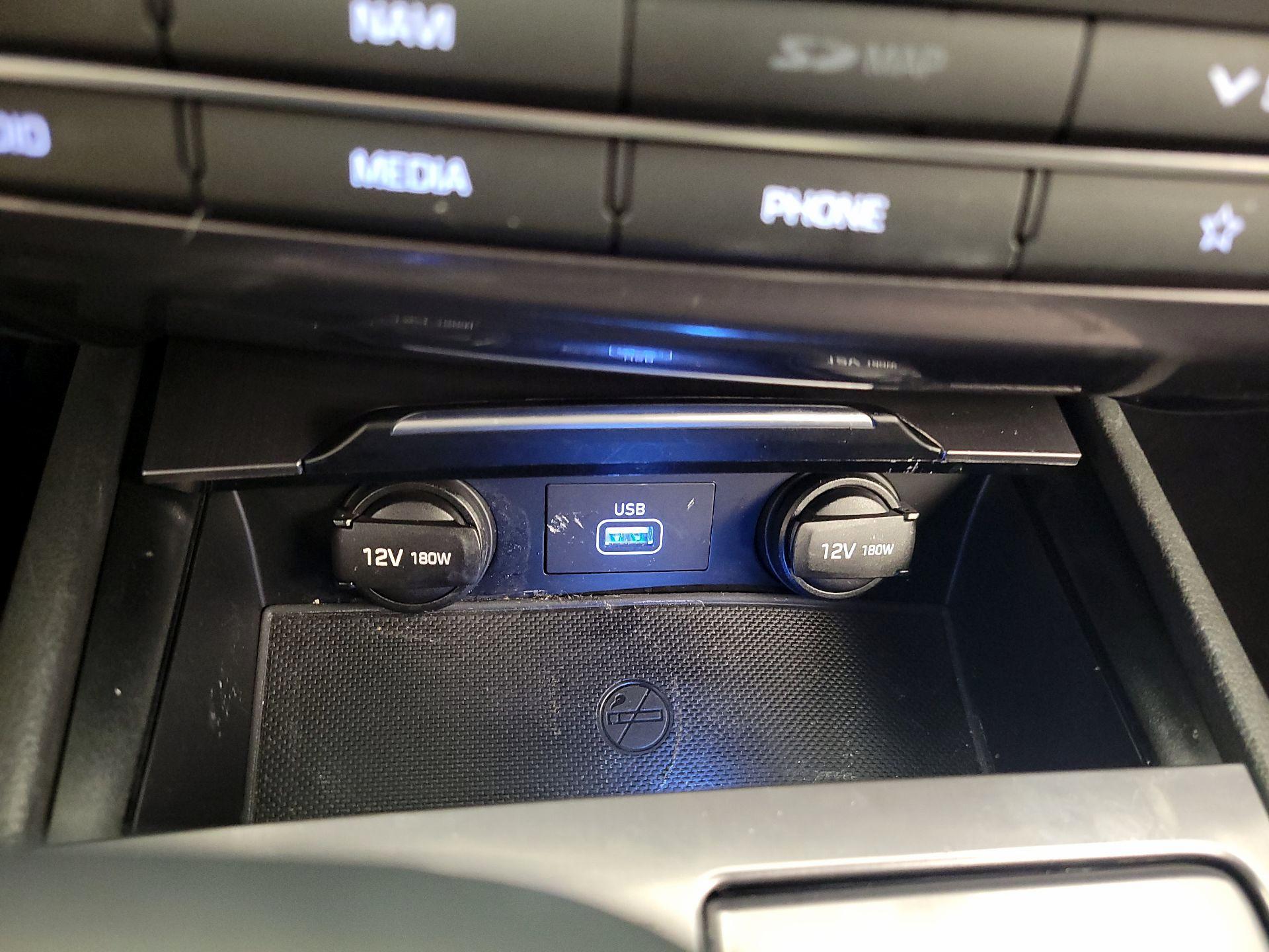 Thumbnail: 2020 Genesis G80 - 19