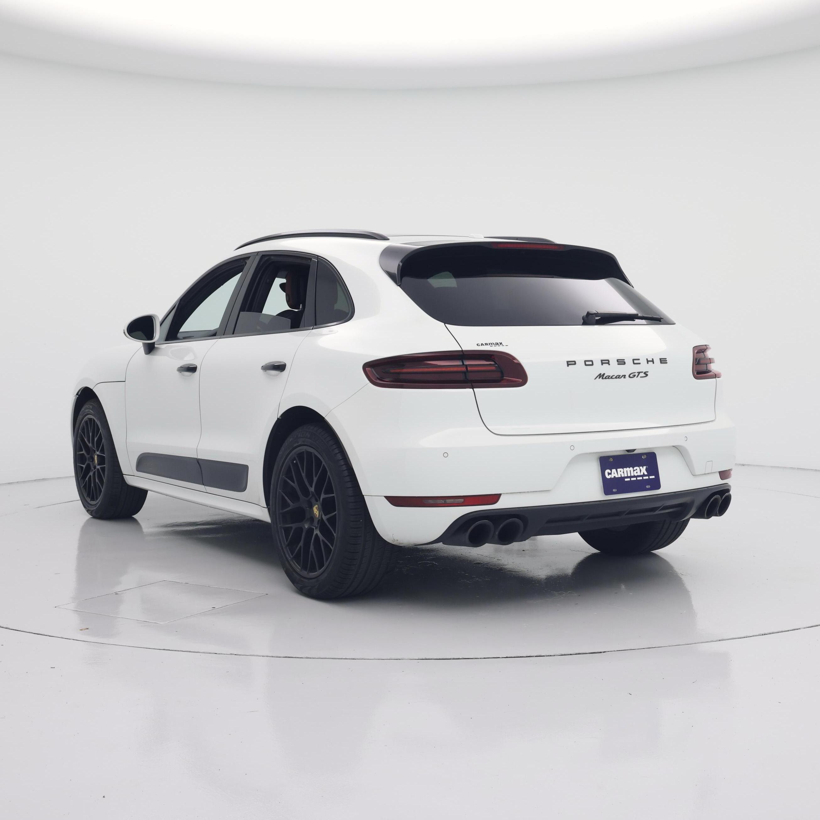 Thumbnail: 2018 Porsche Macan - 2
