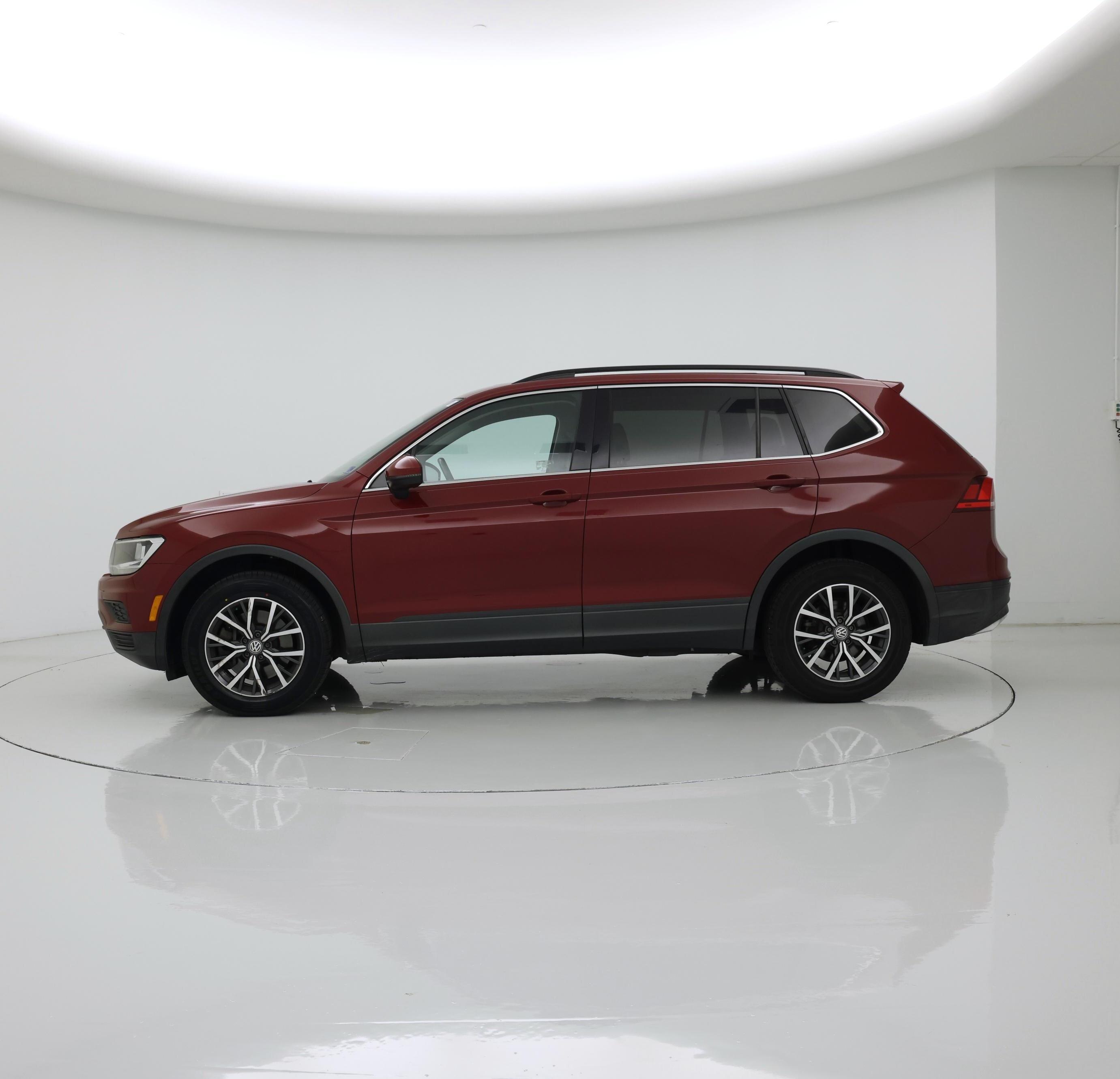 Thumbnail: 2019 Volkswagen Tiguan - 3
