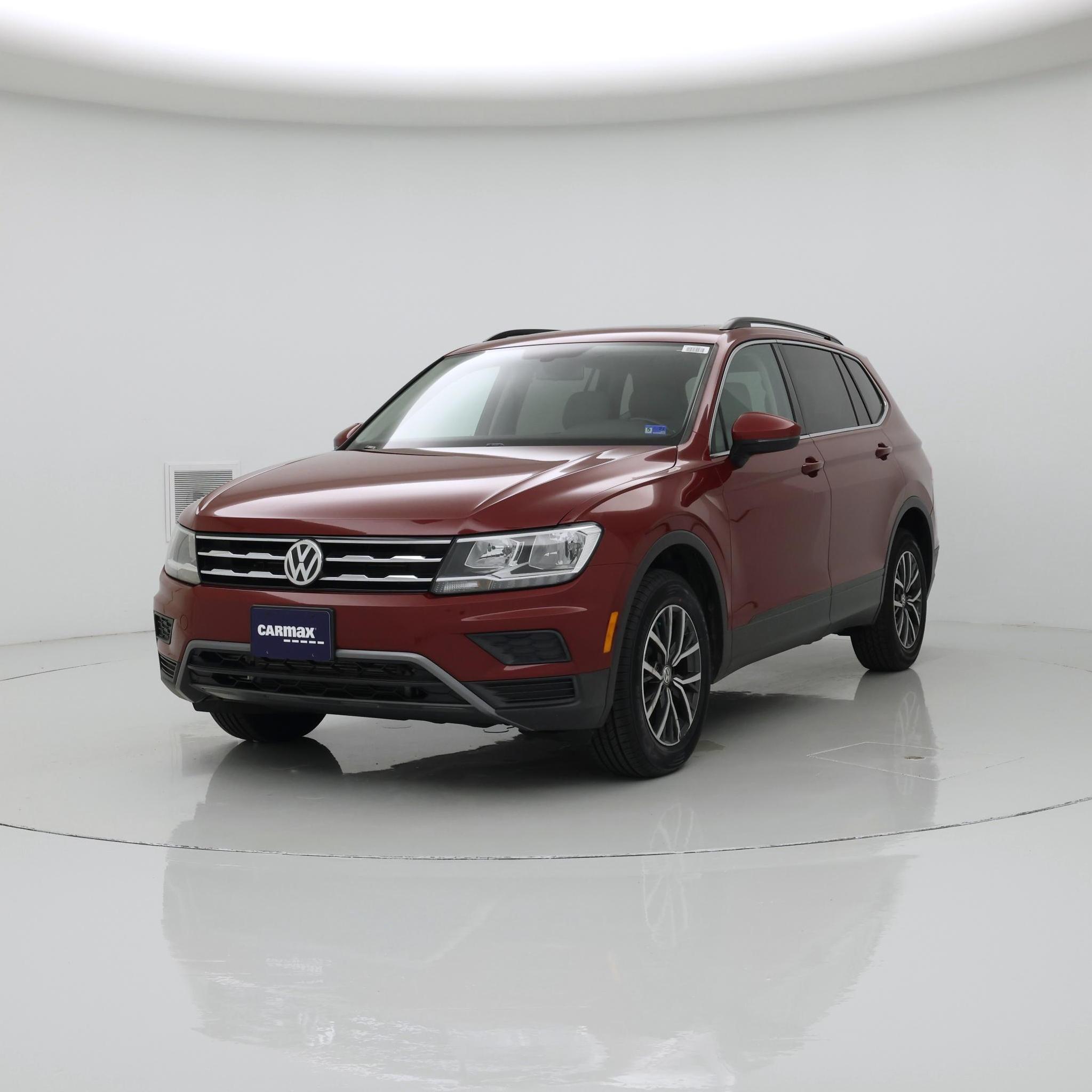 Thumbnail: 2019 Volkswagen Tiguan - 4