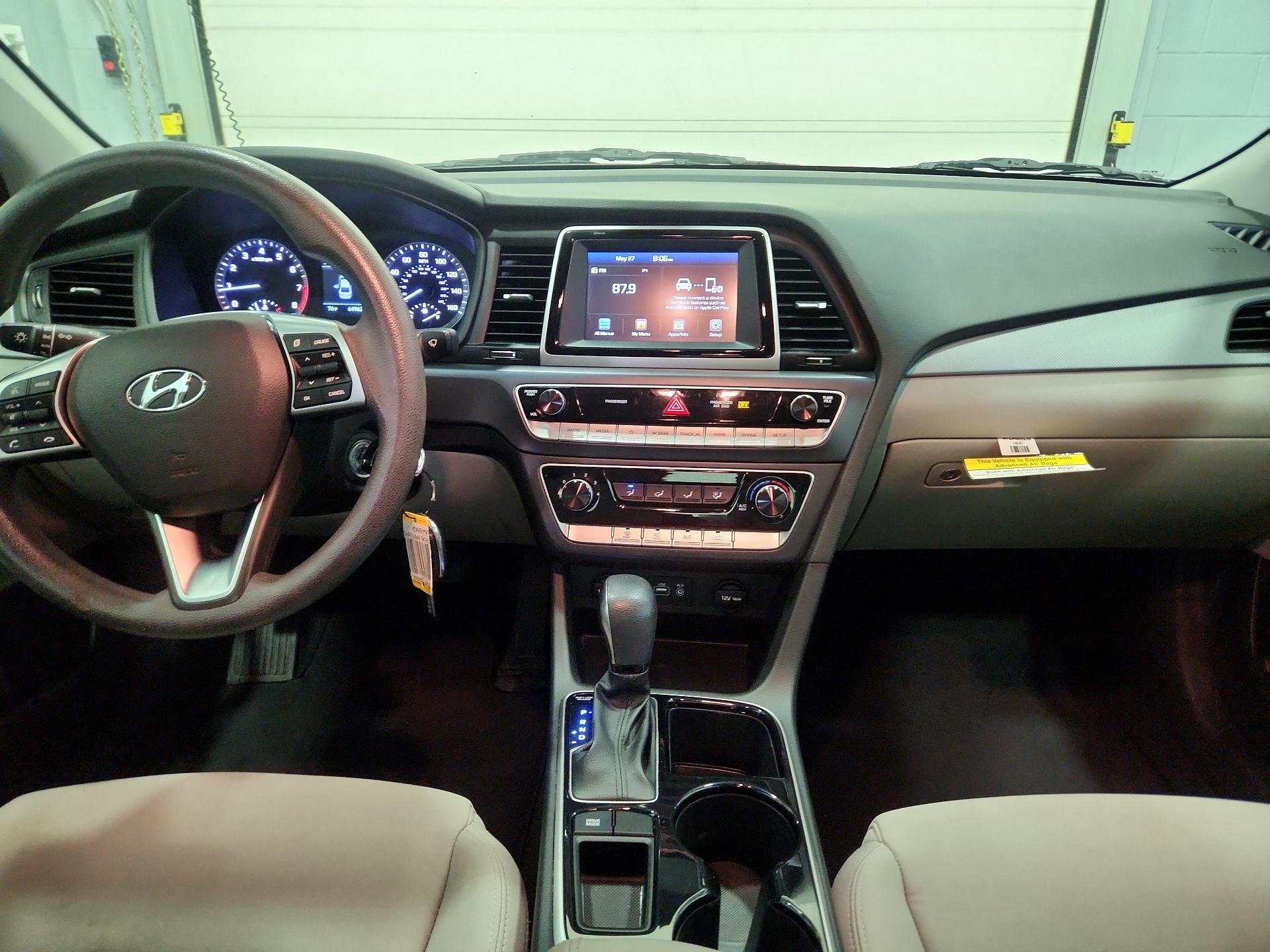 Thumbnail: 2019 Hyundai Sonata - 9