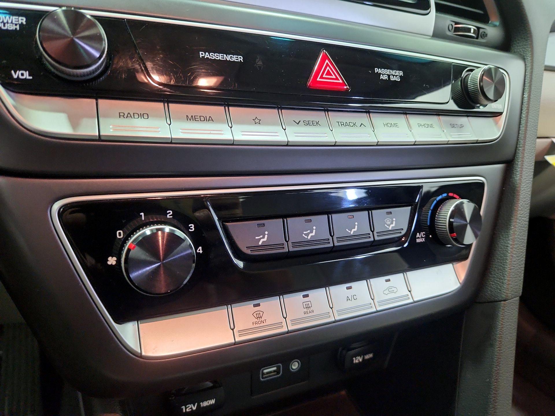 Thumbnail: 2019 Hyundai Sonata - 16