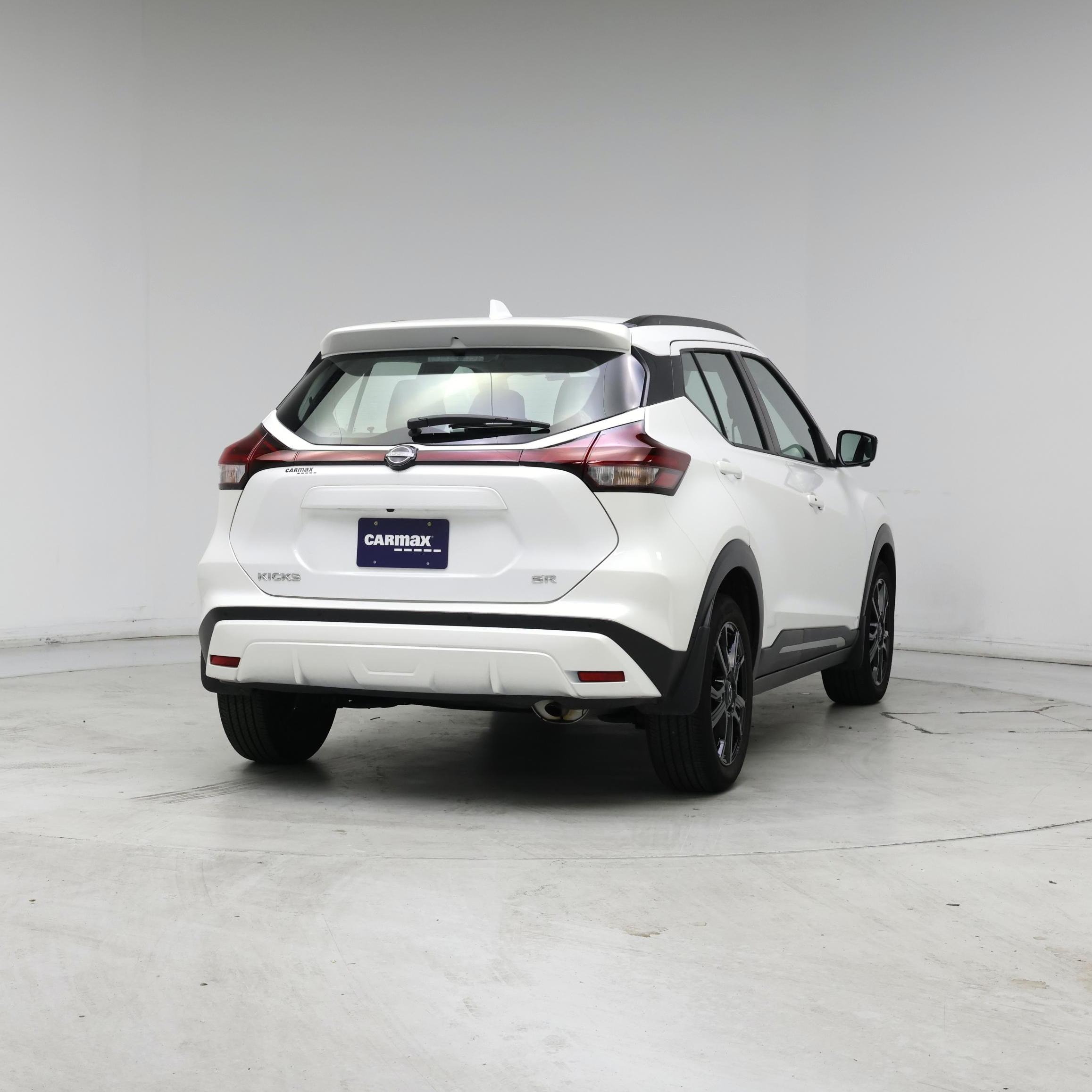 Thumbnail: 2024 Nissan Kicks - 8