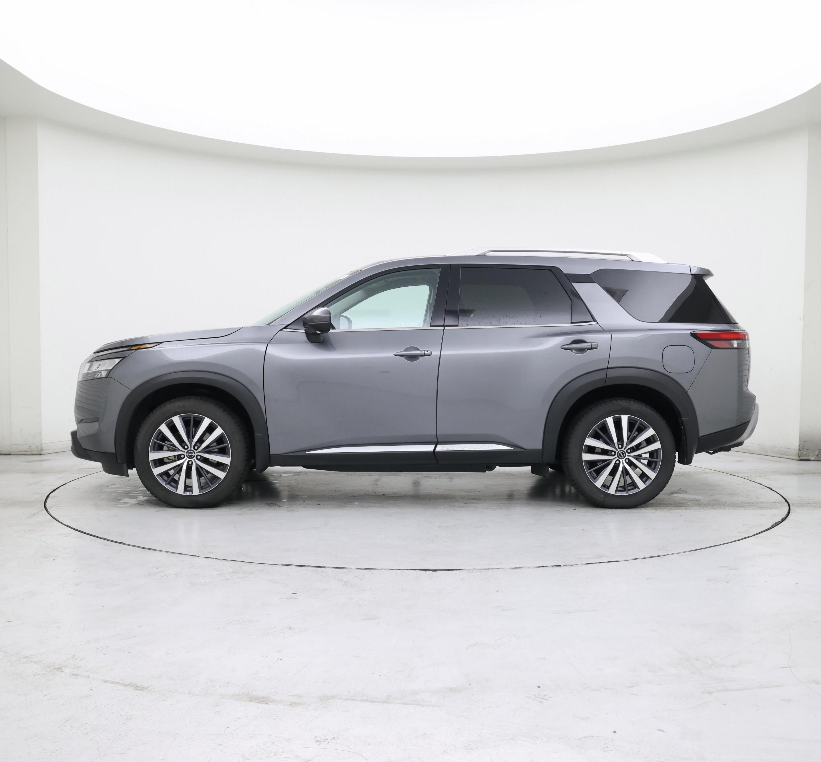 Thumbnail: 2022 Nissan Pathfinder - 3