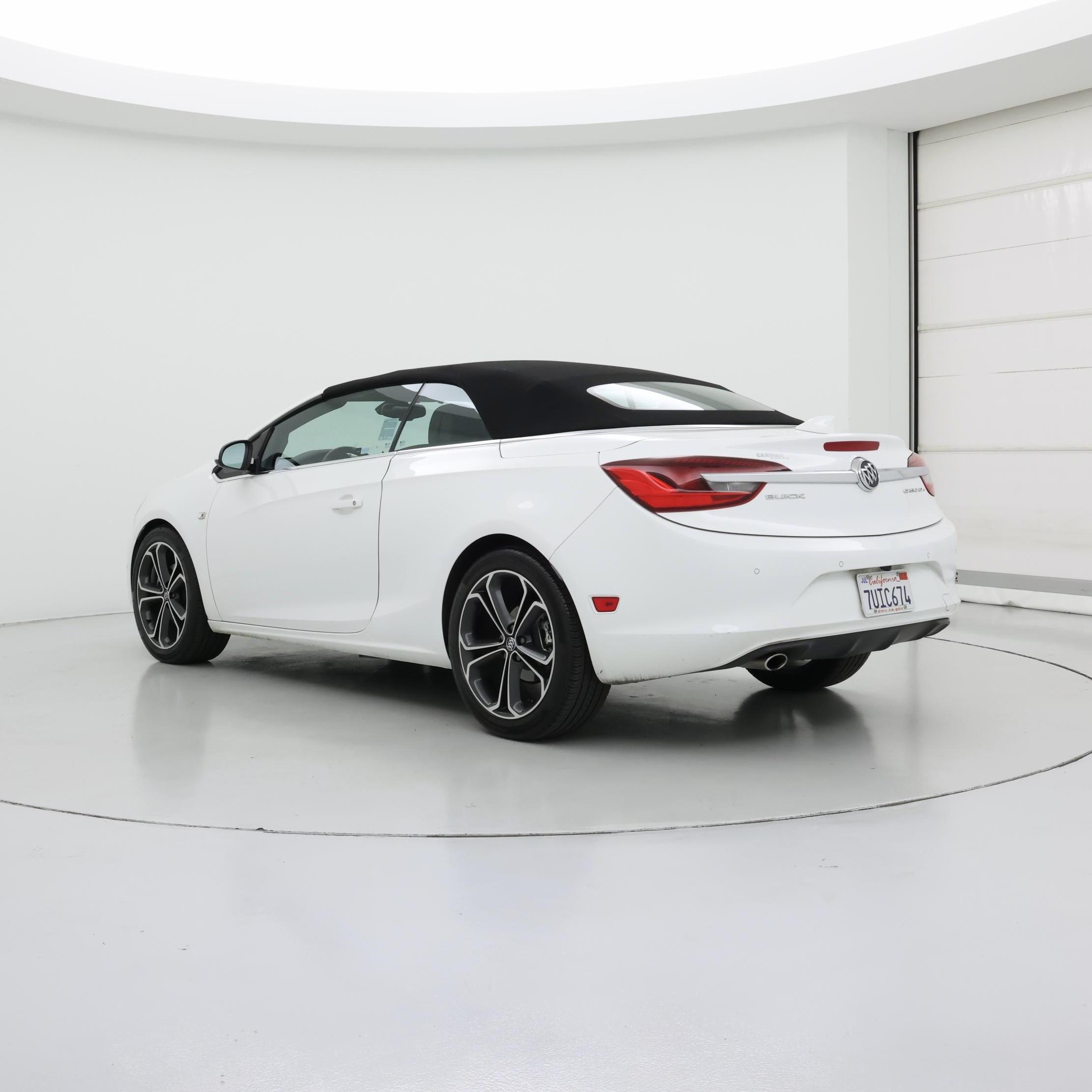 Thumbnail: 2016 Buick Cascada - 2