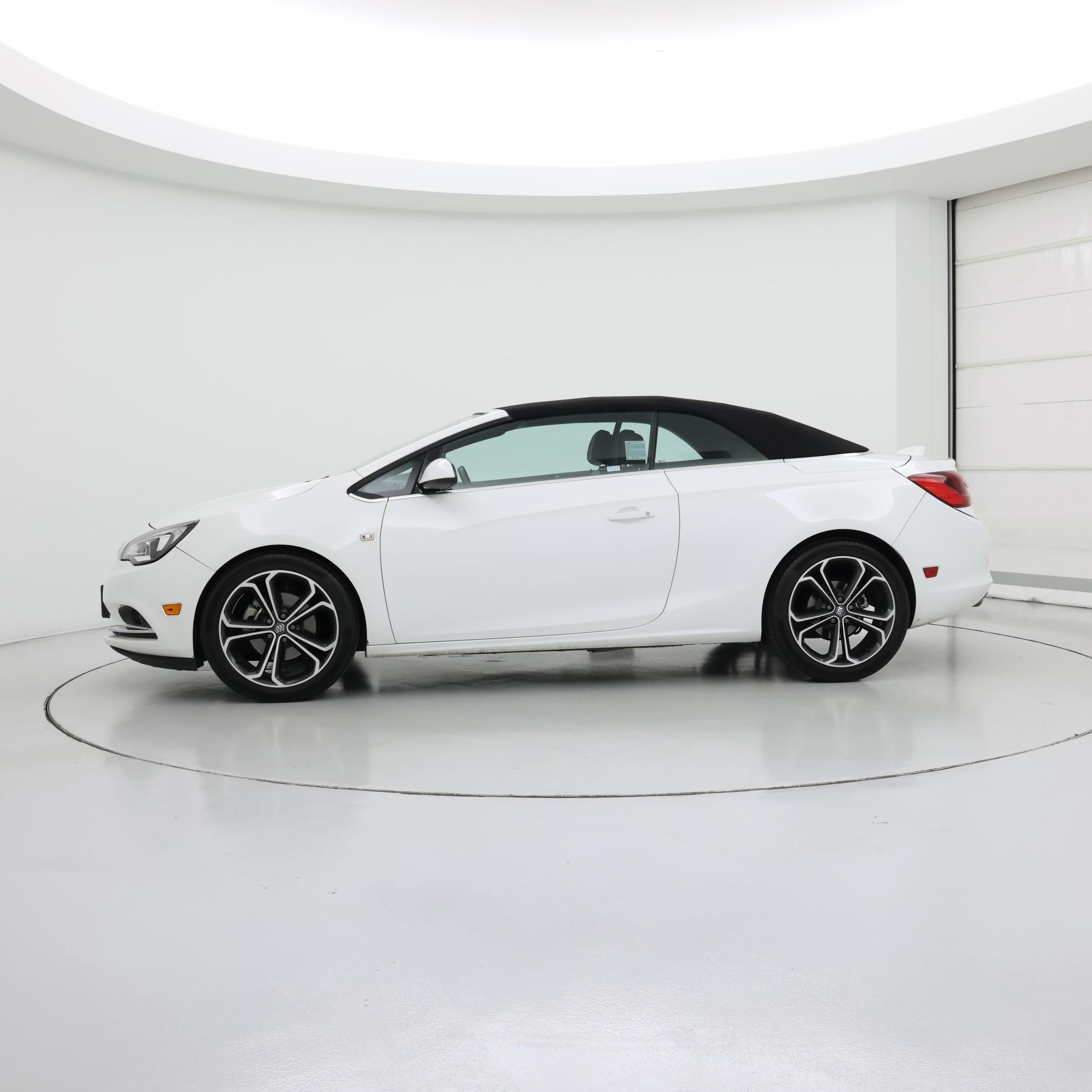 Thumbnail: 2016 Buick Cascada - 3