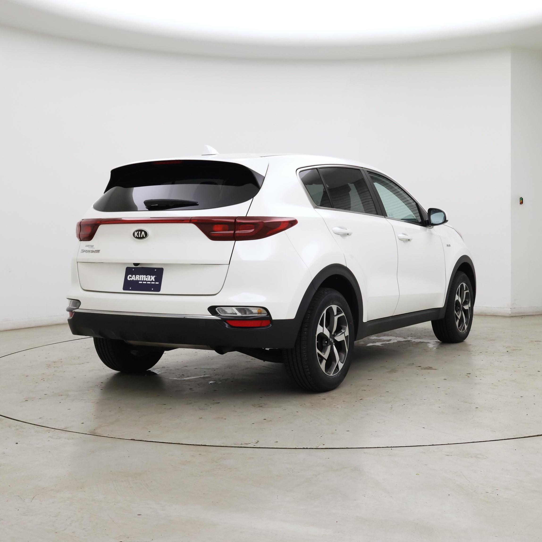 Thumbnail: 2022 Kia Sportage - 8