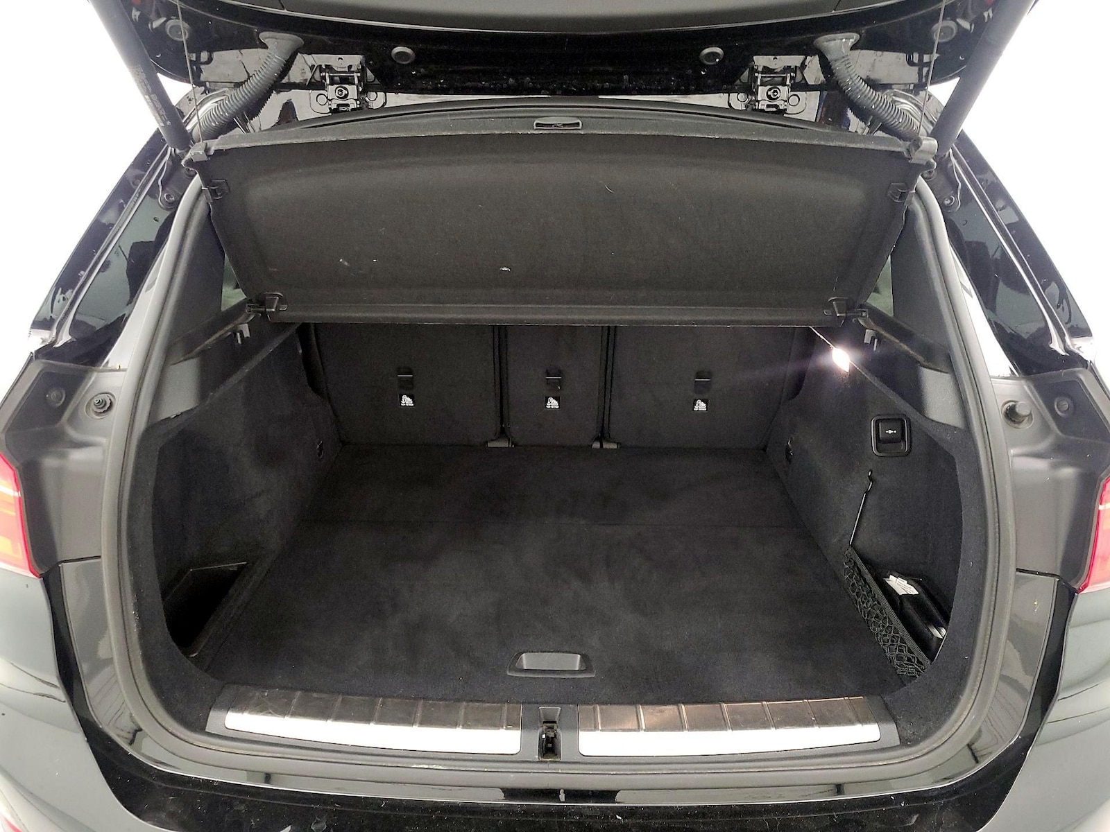 2019 BMW X1 28i - Photo 23