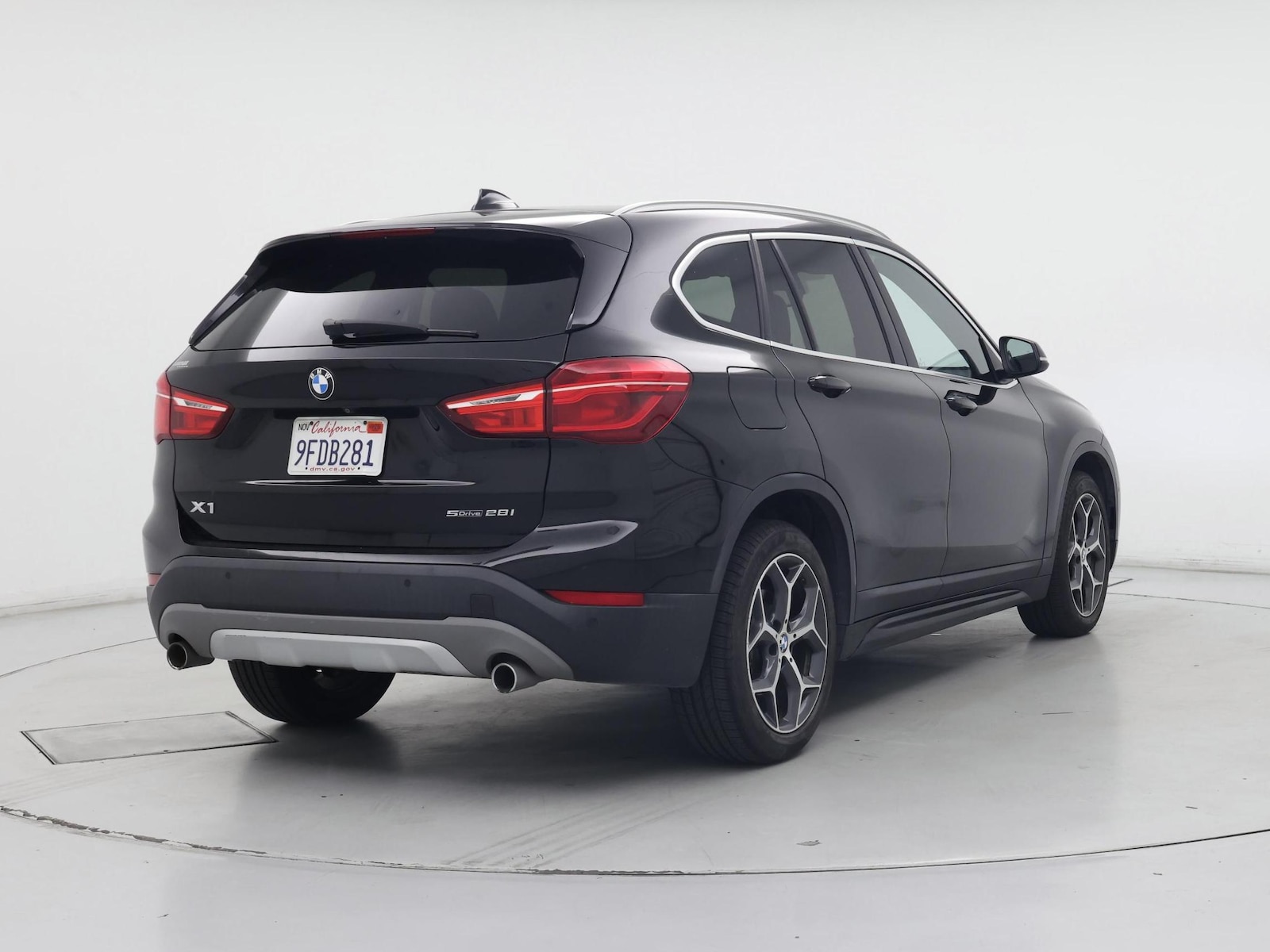 2019 BMW X1 28i - Photo 9