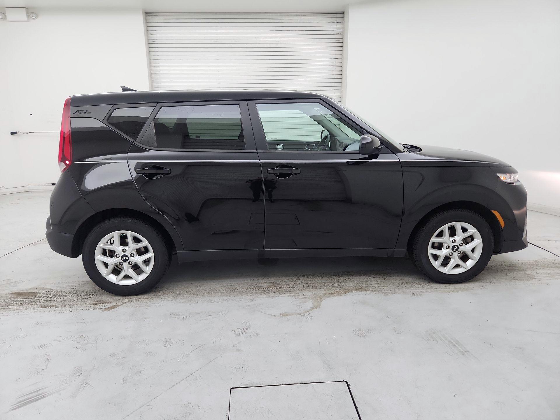 Thumbnail: 2020 Kia Soul - 4