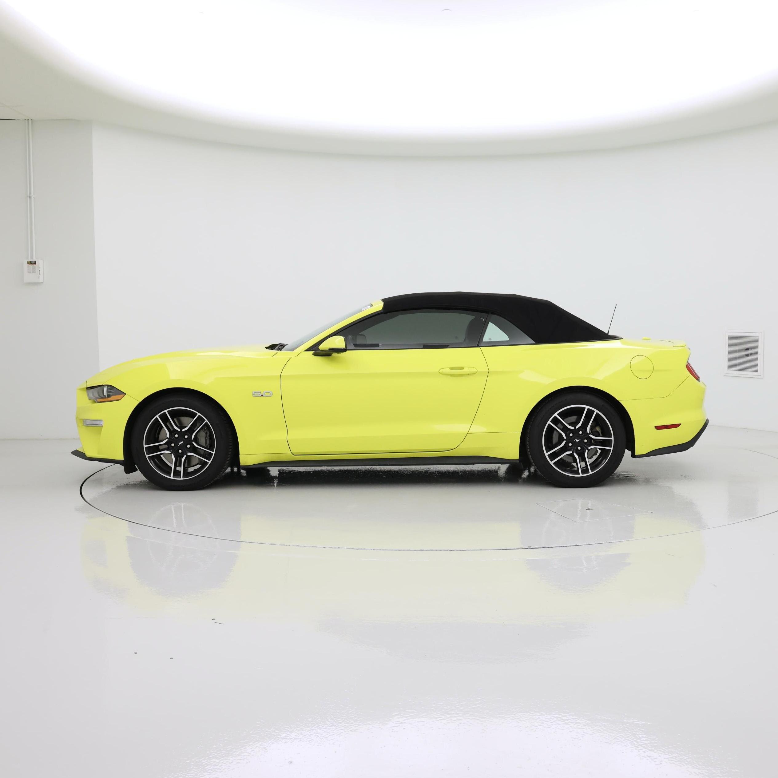 Thumbnail: 2021 Ford Mustang - 3