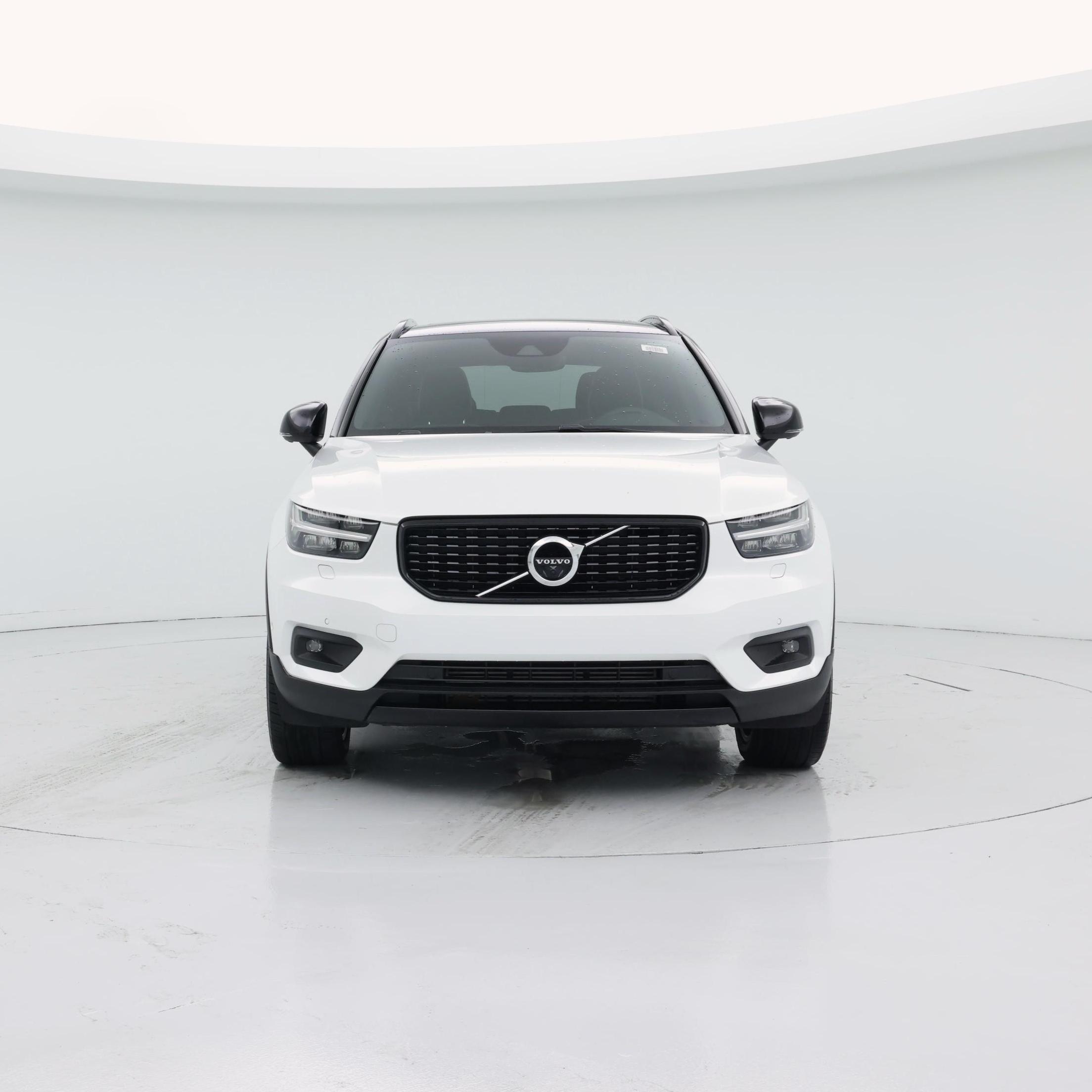 Thumbnail: 2021 Volvo XC40 - 5