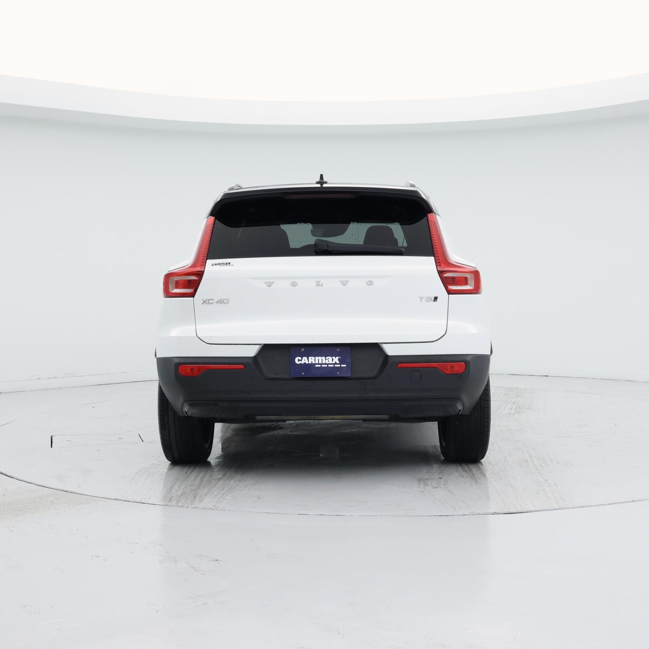 Thumbnail: 2021 Volvo XC40 - 6