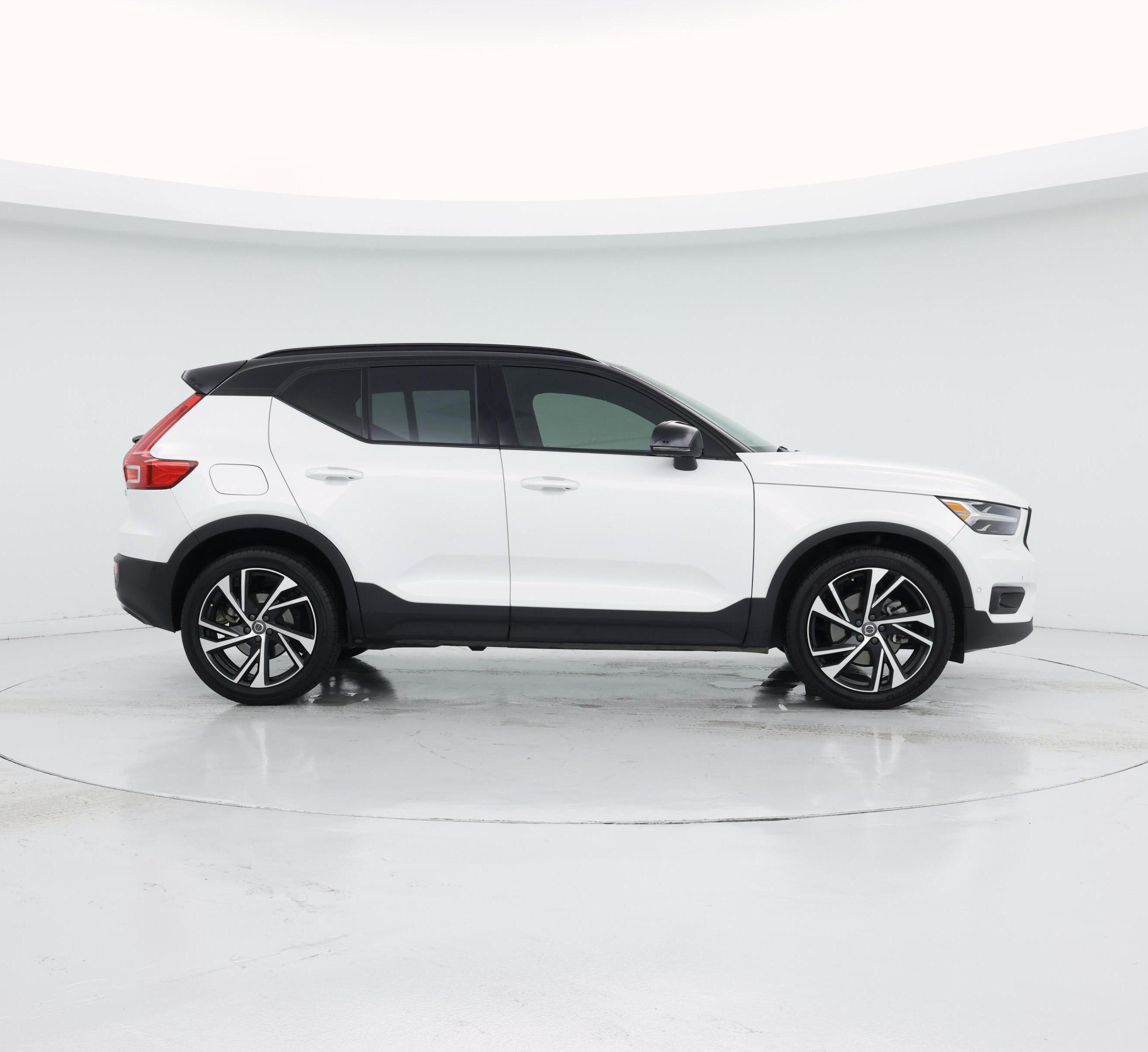 Thumbnail: 2021 Volvo XC40 - 7