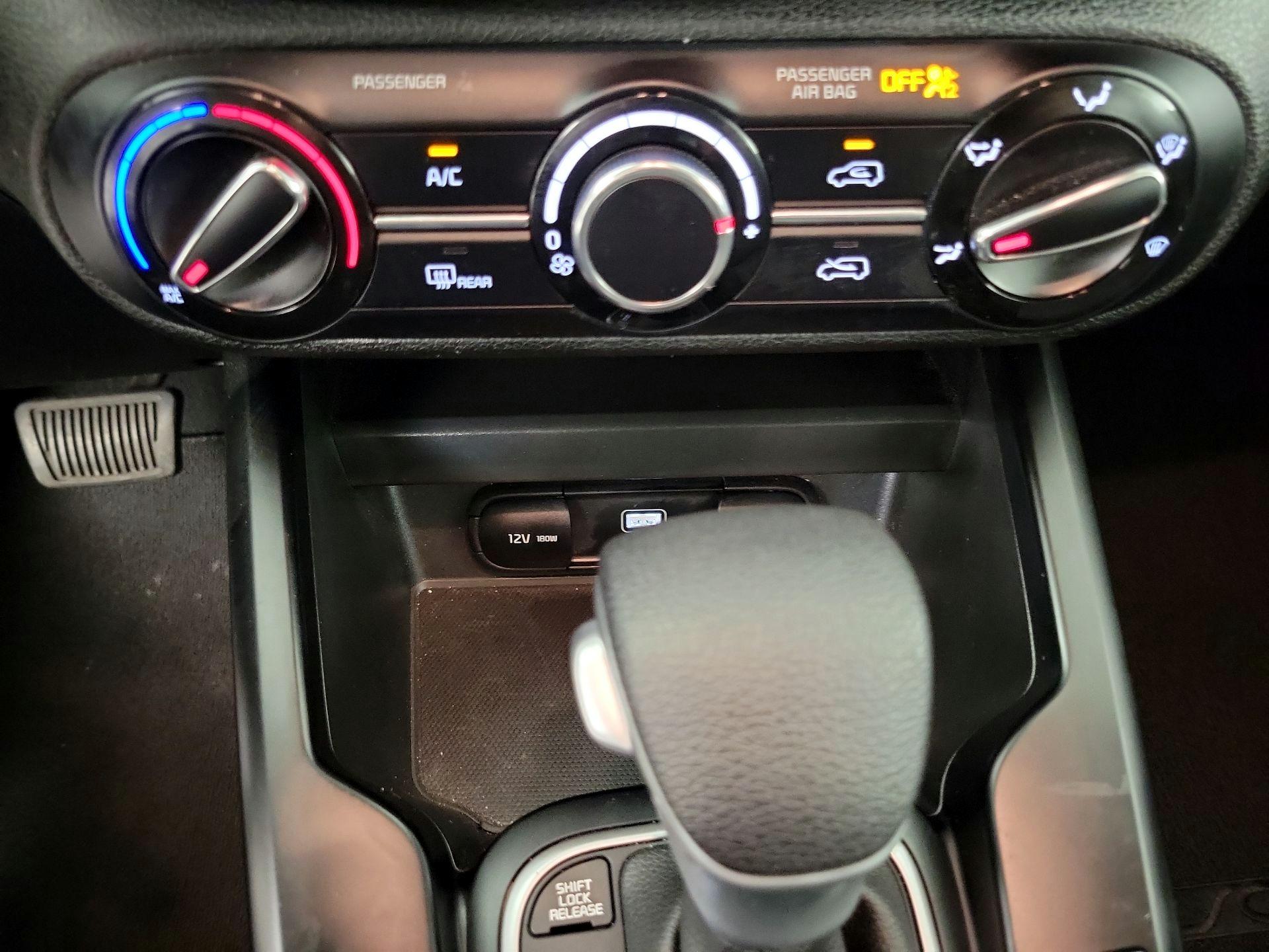 Thumbnail: 2024 Kia Soul - 16