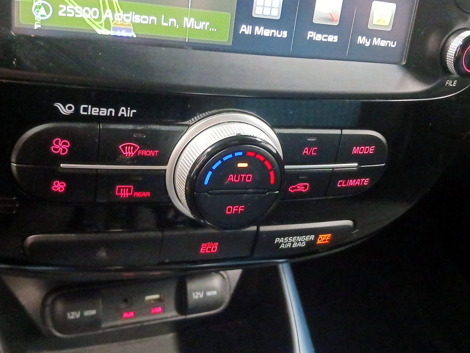 Thumbnail: 2015 Kia Soul - 12