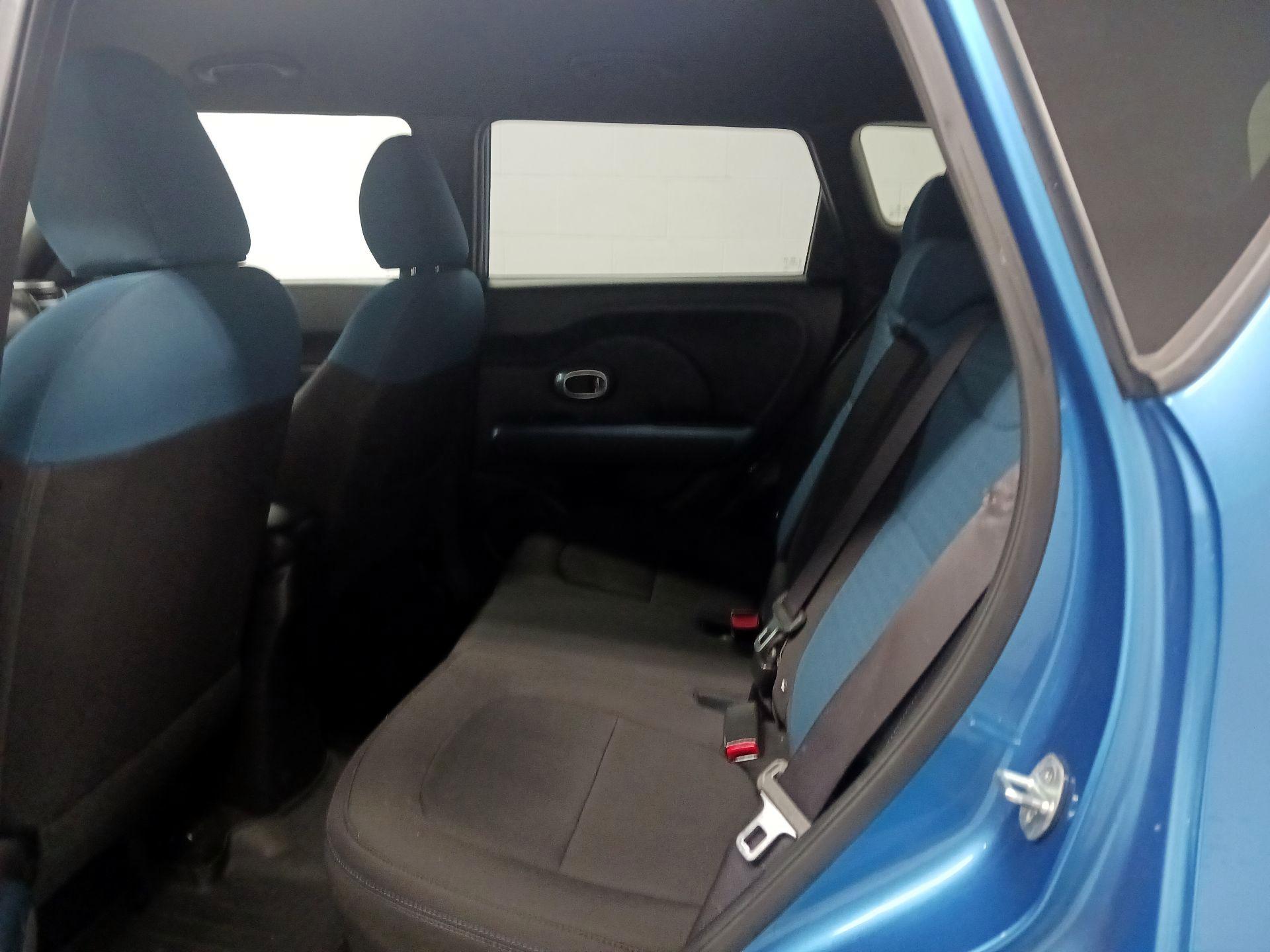 Thumbnail: 2015 Kia Soul - 14