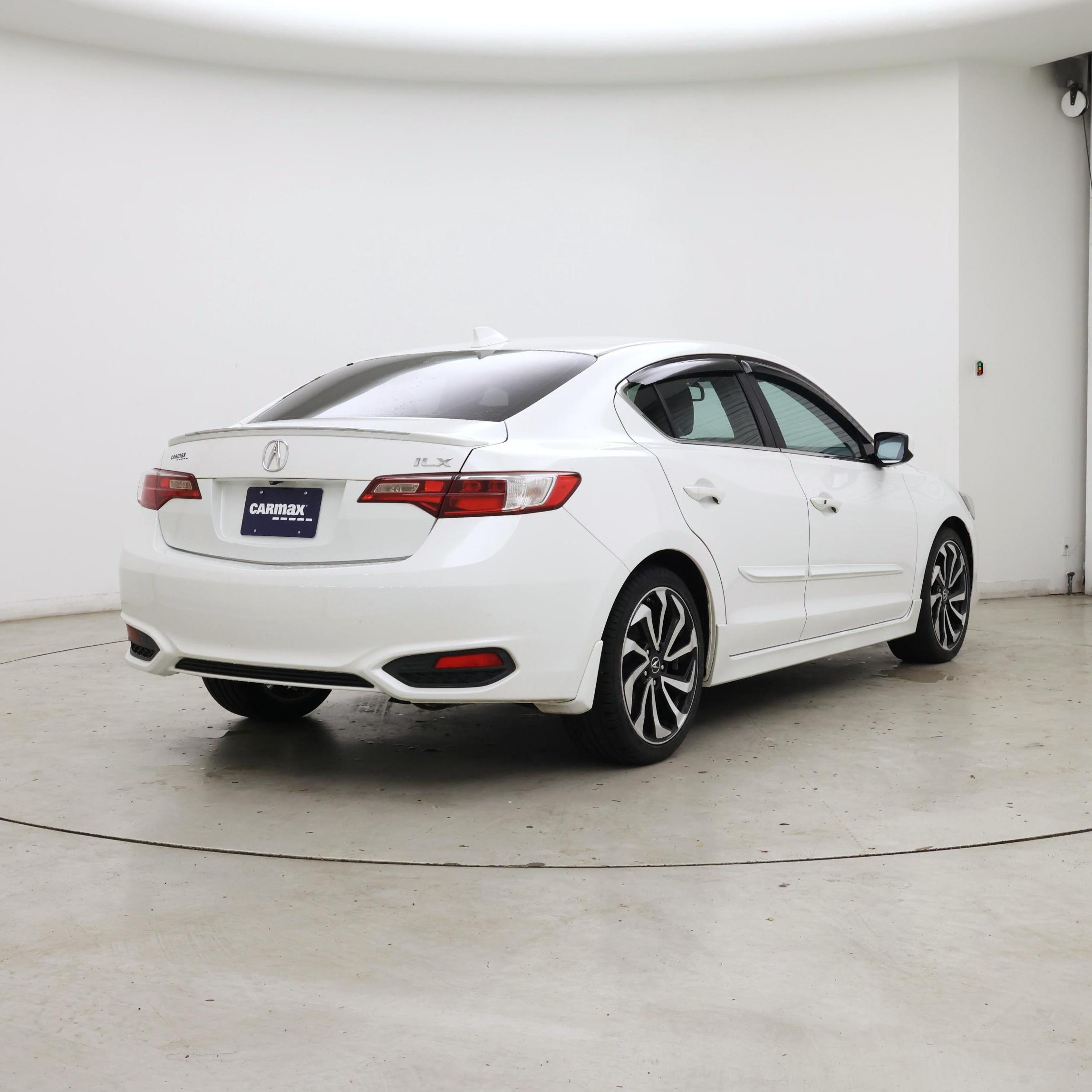 Thumbnail: 2016 Acura ILX - 8