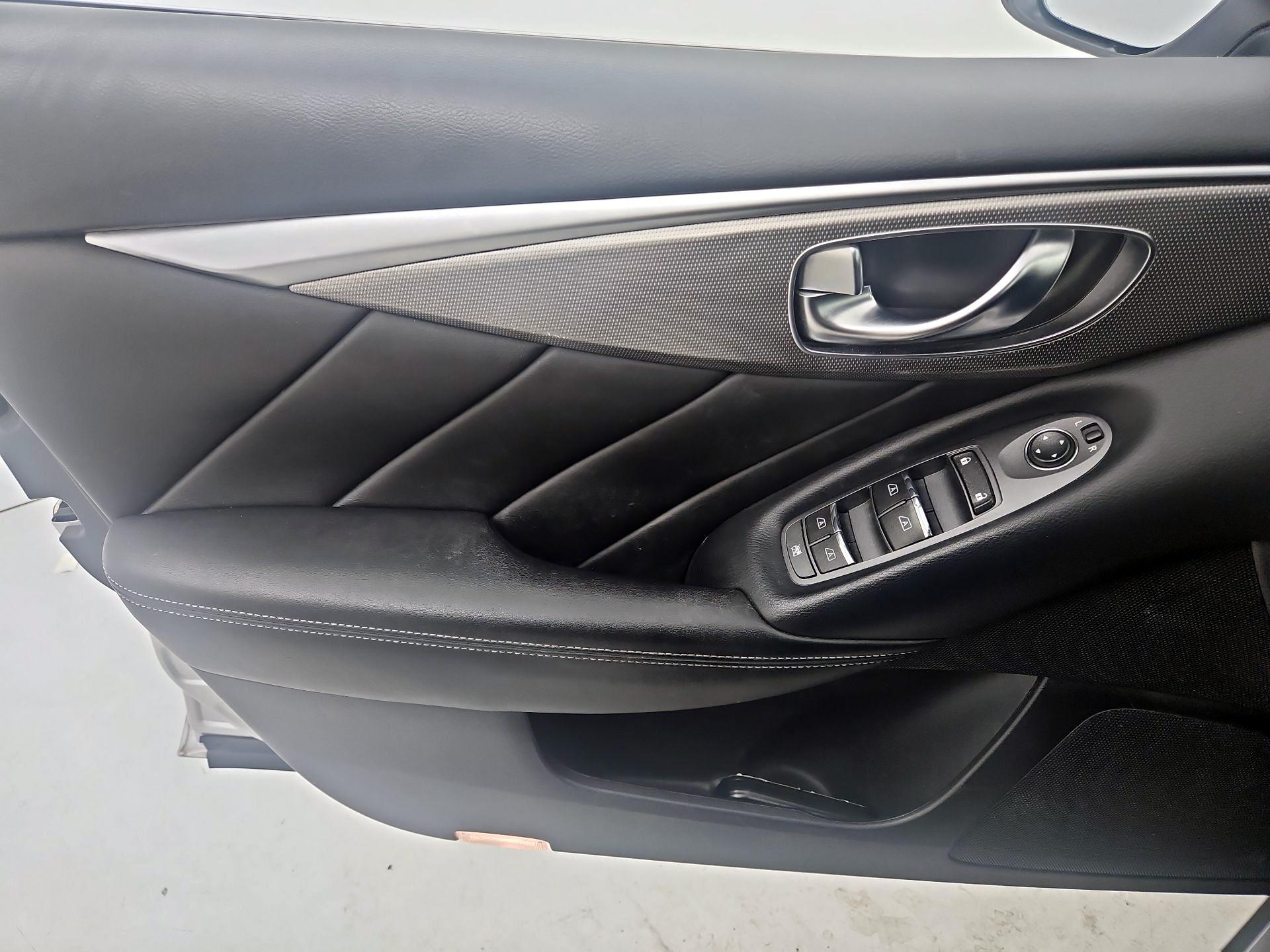Thumbnail: 2019 INFINITI Q50 - 12