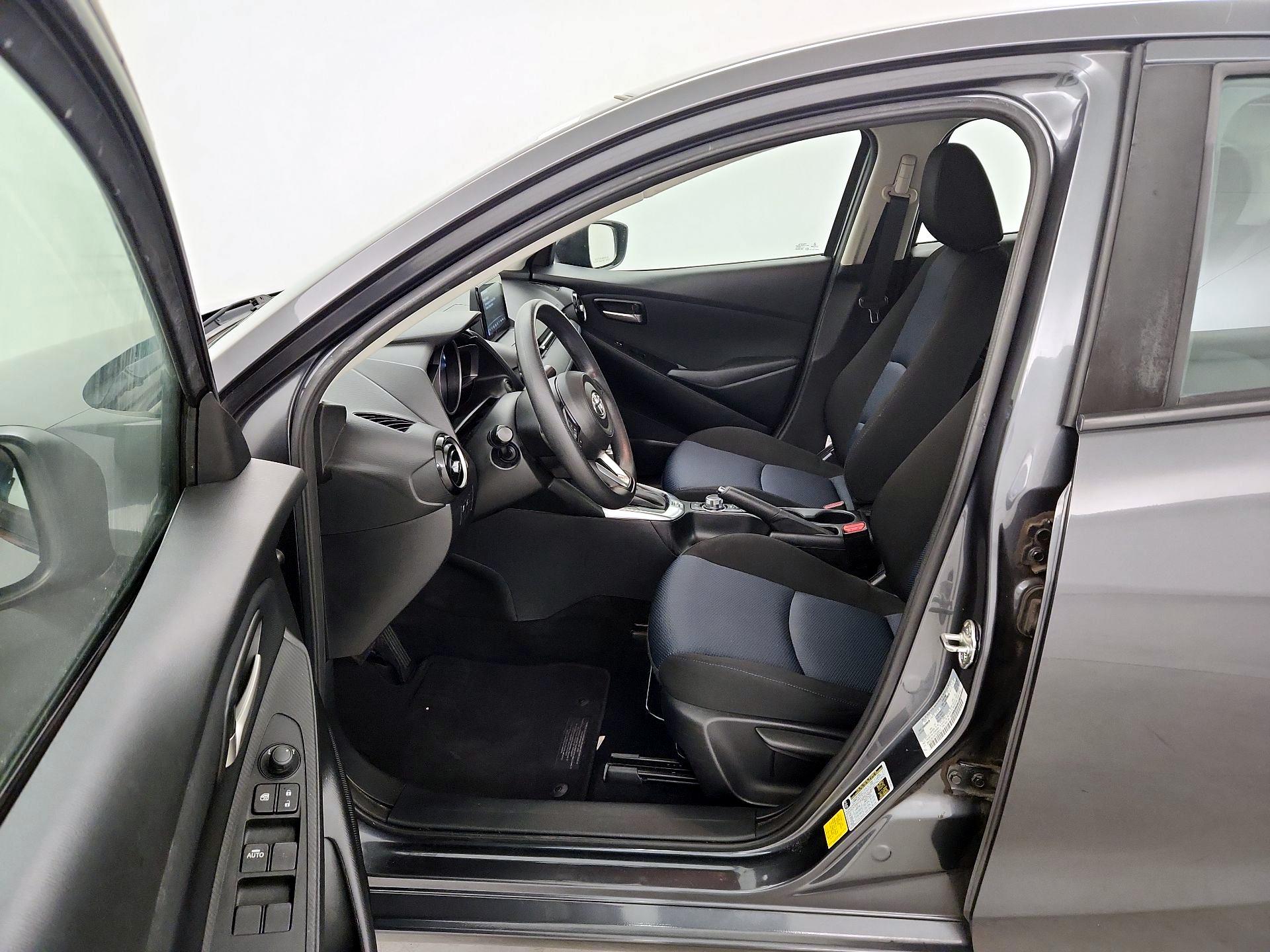 Thumbnail: 2019 Toyota Yaris - 9