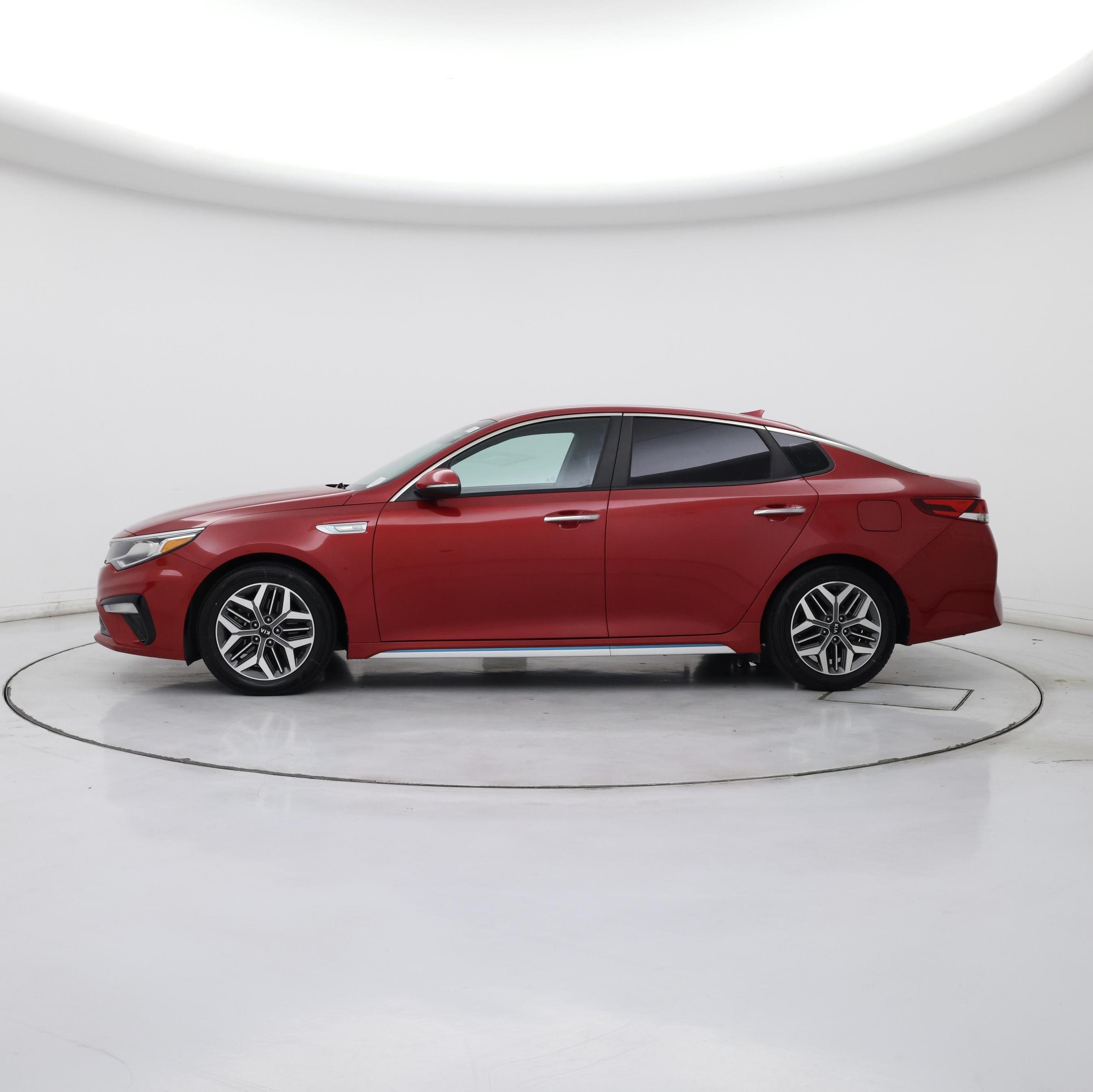 Thumbnail: 2020 Kia Optima - 3