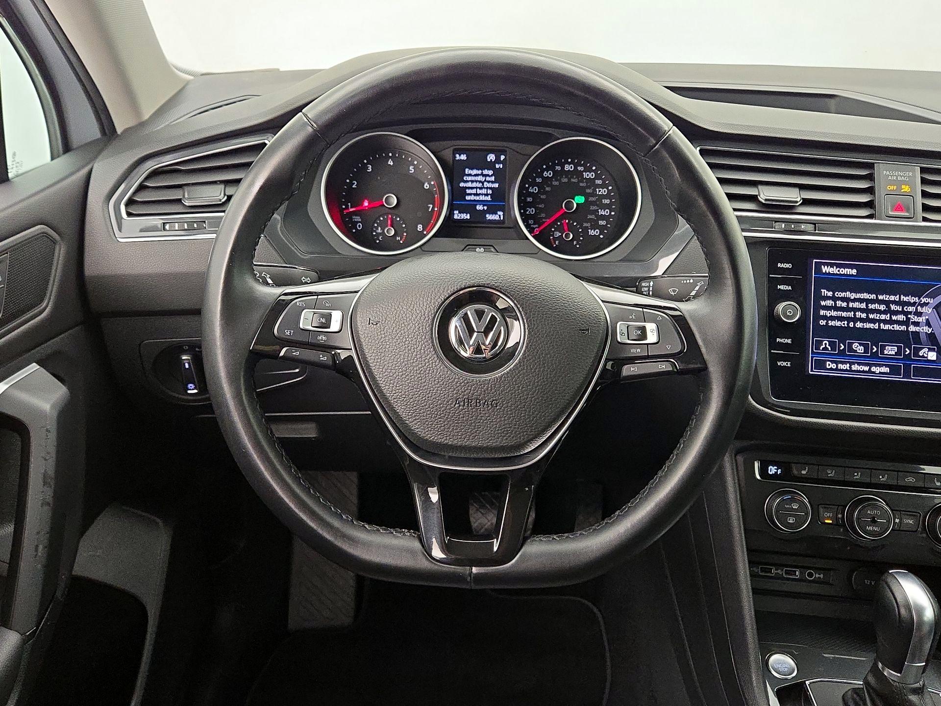 Thumbnail: 2019 Volkswagen Tiguan - 10