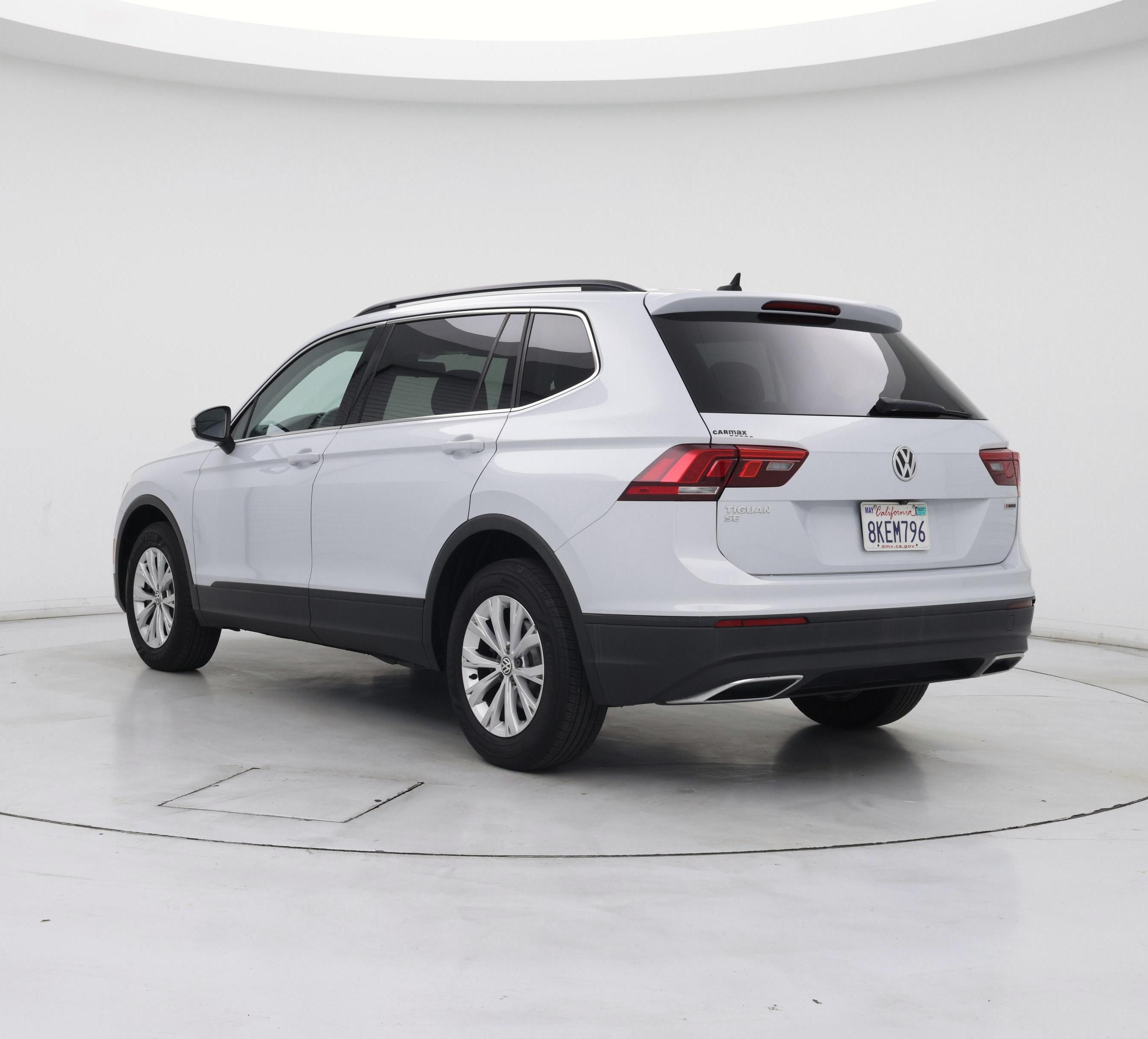 Thumbnail: 2019 Volkswagen Tiguan - 2